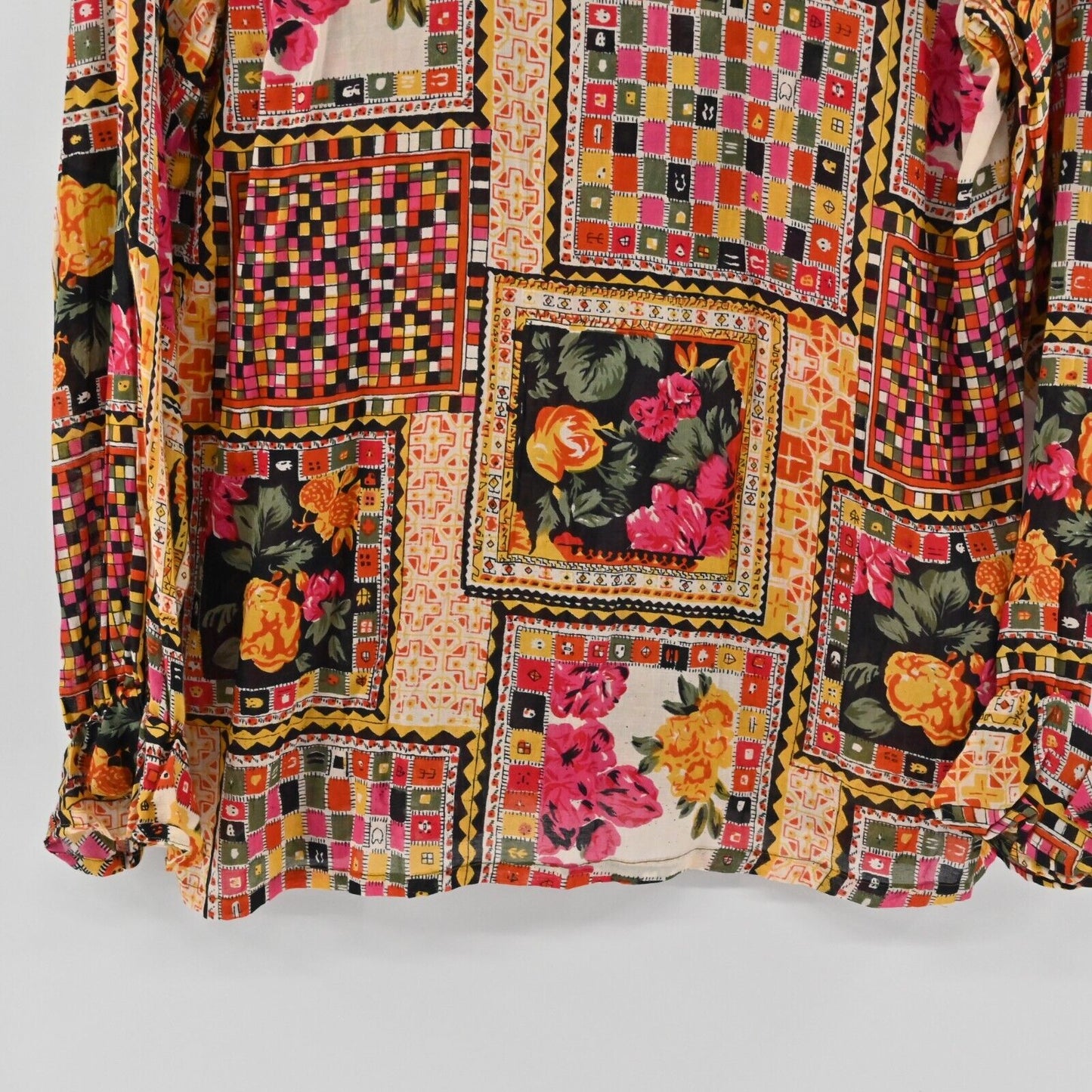 Vtg GITANO Top Womens Size S Patchwork Ruffle Long Sleeve Multicolor Blouse