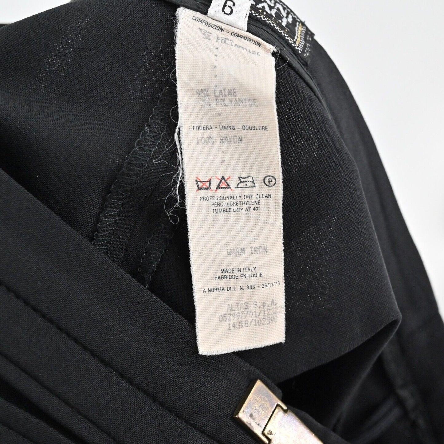 Vtg GIANNI VERSACE Pants Womens Sz 6 Black Wool Blend Mid Rise Straight Leg 80s