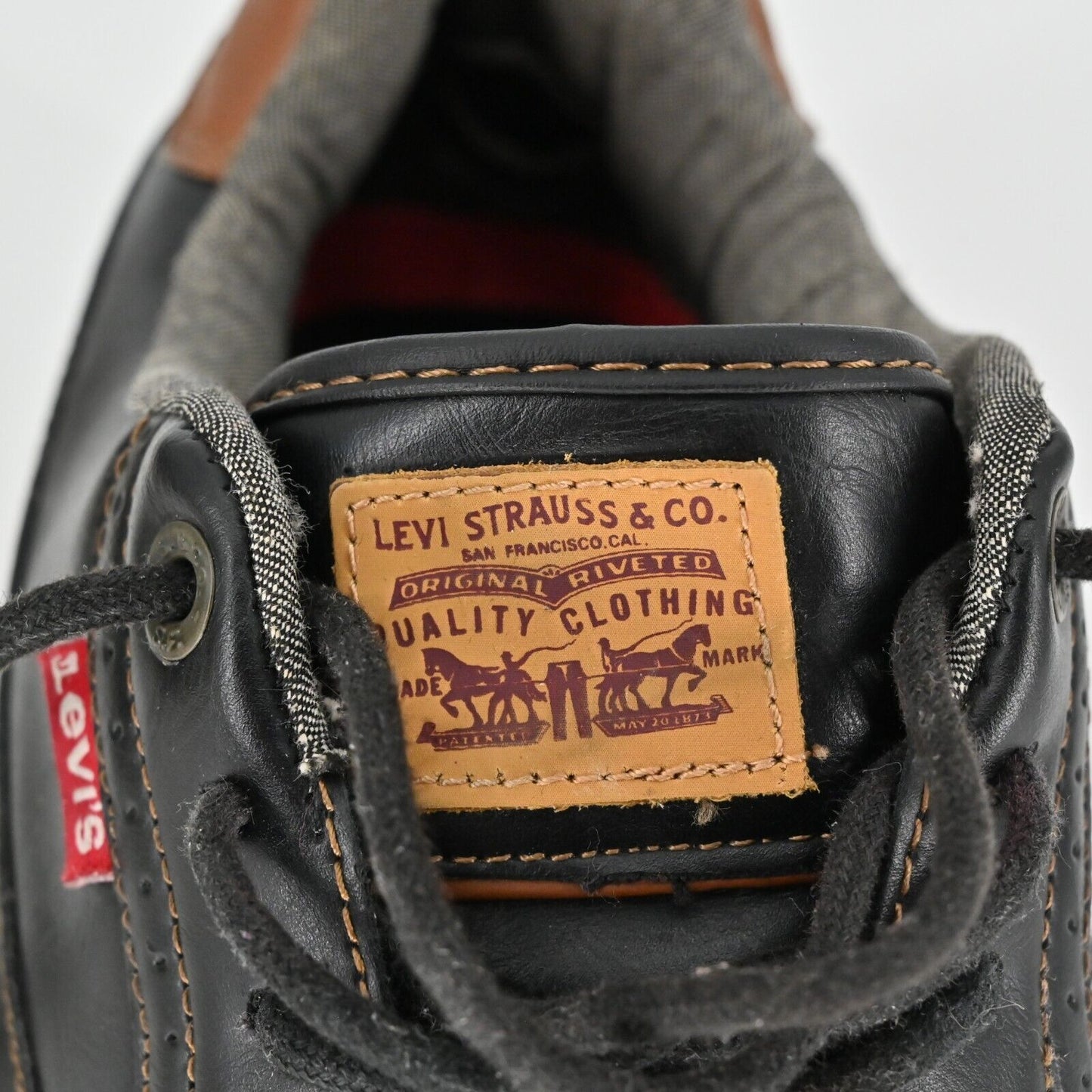 LEVIS Sneakers Mens Size 13 Casual Black Faux Leather Lace Up Wingtip Oxford