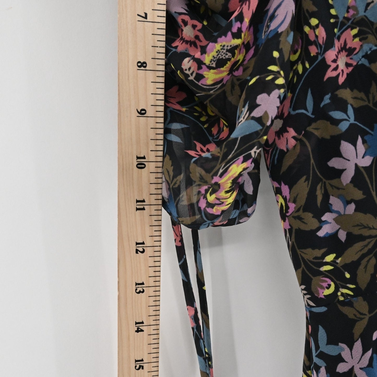 CeCe Tiered Midi Dress Size 2 Black Asymmetric Floral Print Ruched Short Sleeve