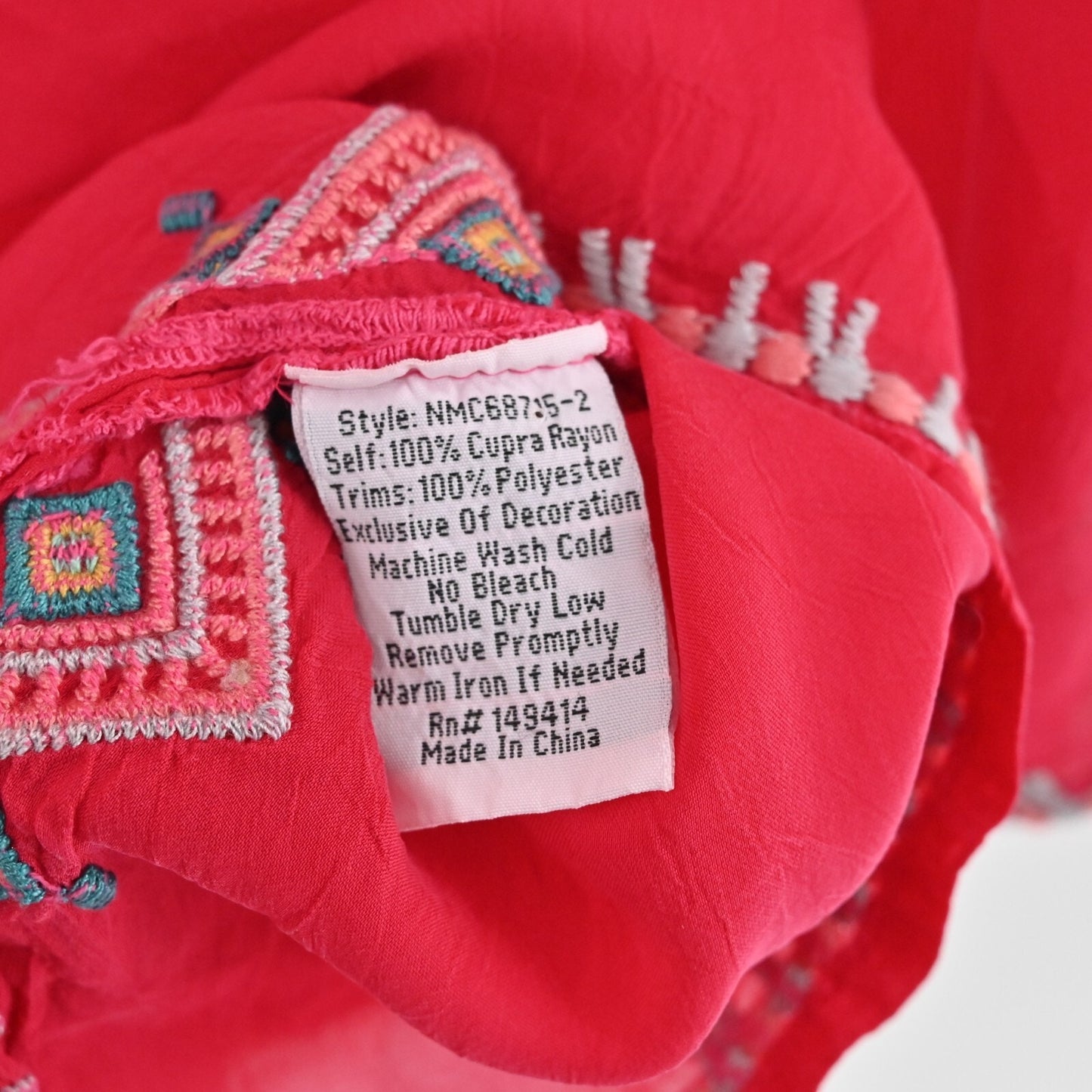 JOHNNY WAS Vanessa Embroidered Top Womens Size L Red Rayon Tunic Boho Blouse