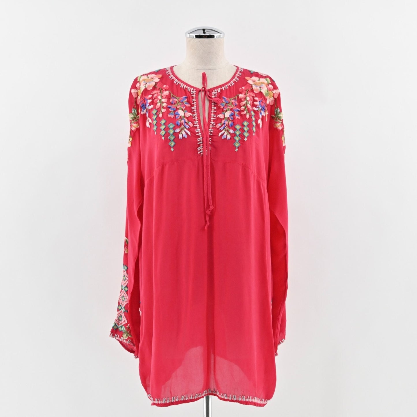 JOHNNY WAS Vanessa Embroidered Top Womens Size L Red Rayon Tunic Boho Blouse