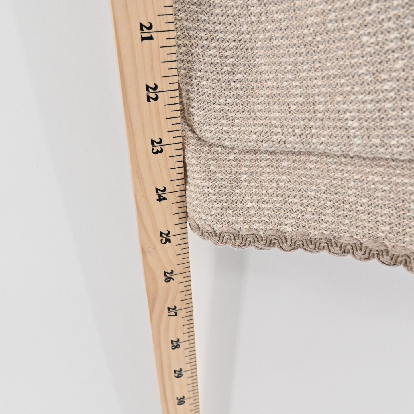 Vtg ST JOHN Womens Santana Knit Jacket Size 4 Tan Beaded Zip Up Blazer Dog Show