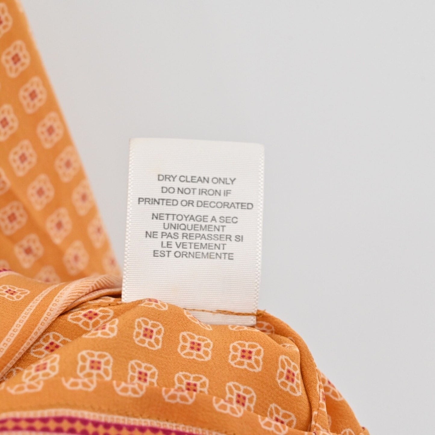 JOIE Womens 100% Silk Top Size M Orange Amy Scarf Print V Neck Long Sleeve Boho