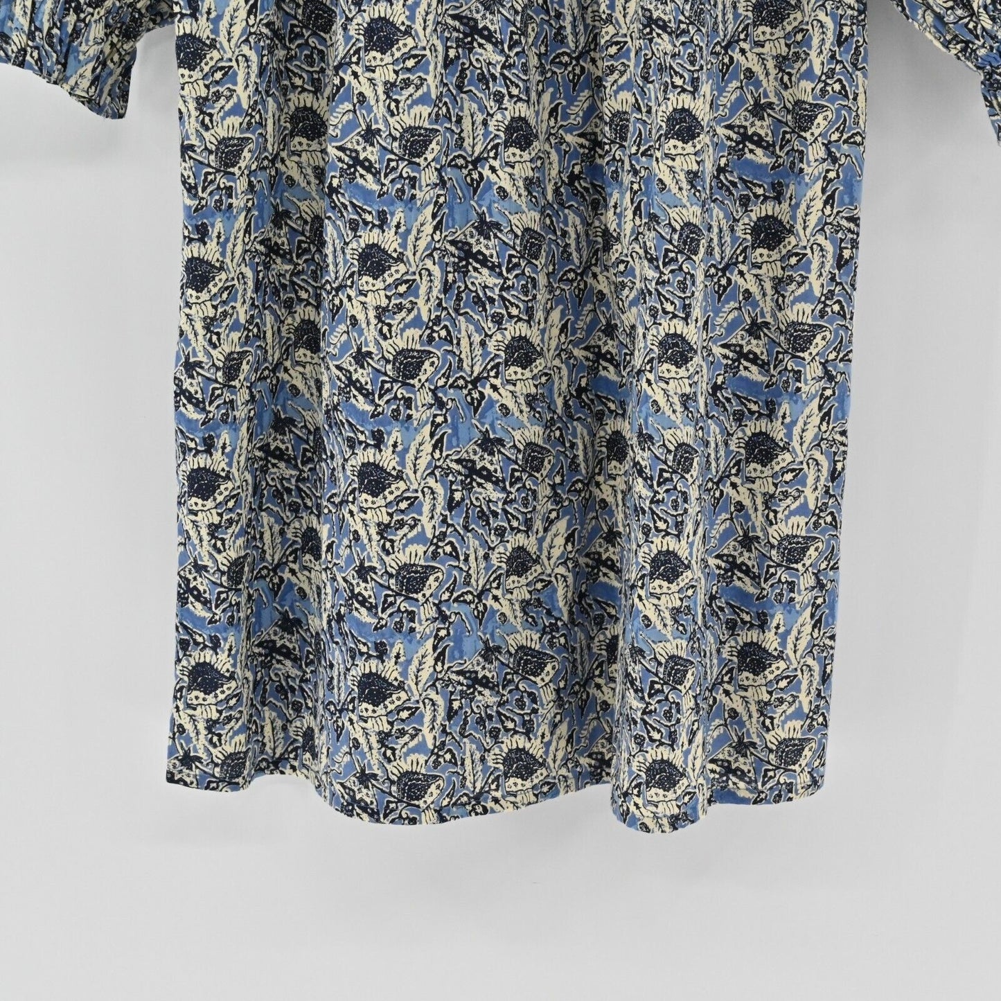 TUCKERNUCK Dress Womens Size S Ros Garden Floral Print Blue Embroidered Cotton