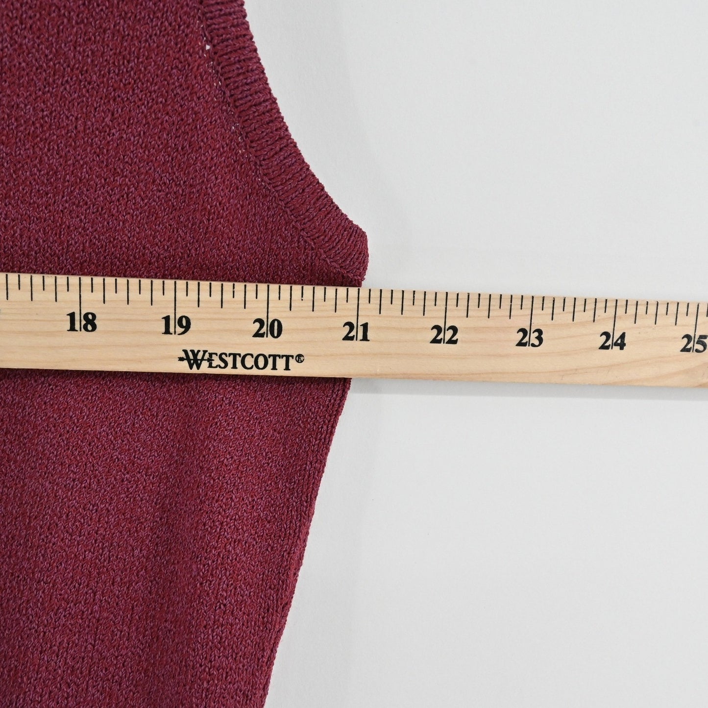 Vtg St John Womens Wool Knit Top Size M Burgundy Quiet Luxury Refined Dog Show