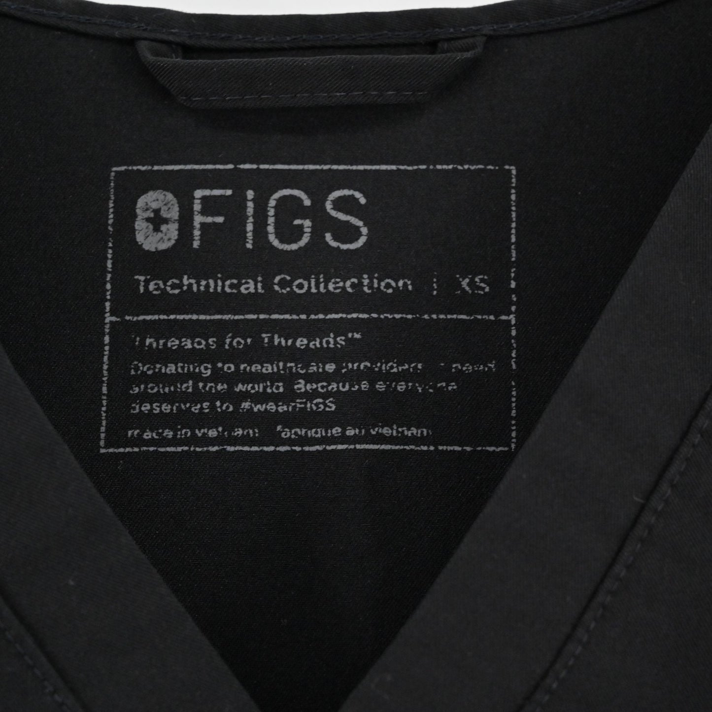 FIGS Womens Catarina Scrub Top Size XS One Pocket Black Technical Collection