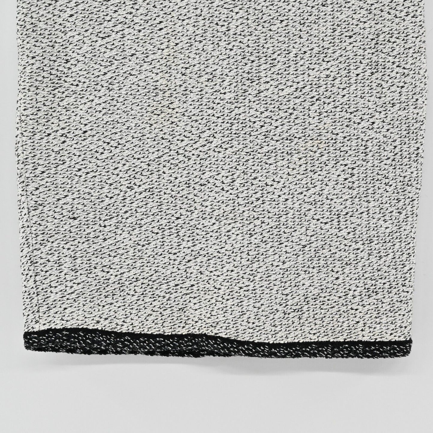 ST JOHN Skirt Sz 8 Wool White Black Contrast Trim Speckled Knit Pencil Capsule