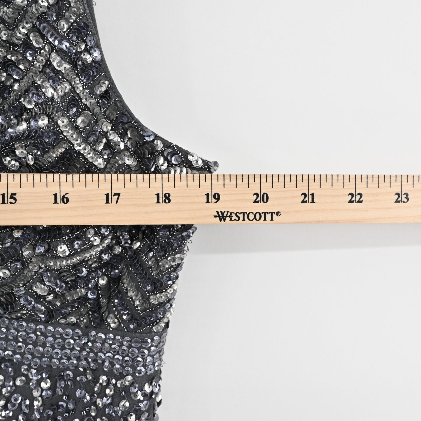 AIDAN MATTOX Sequin Maxi Dress Sz 10 VNeck Sleeveless Embellished Gunmetal Gown