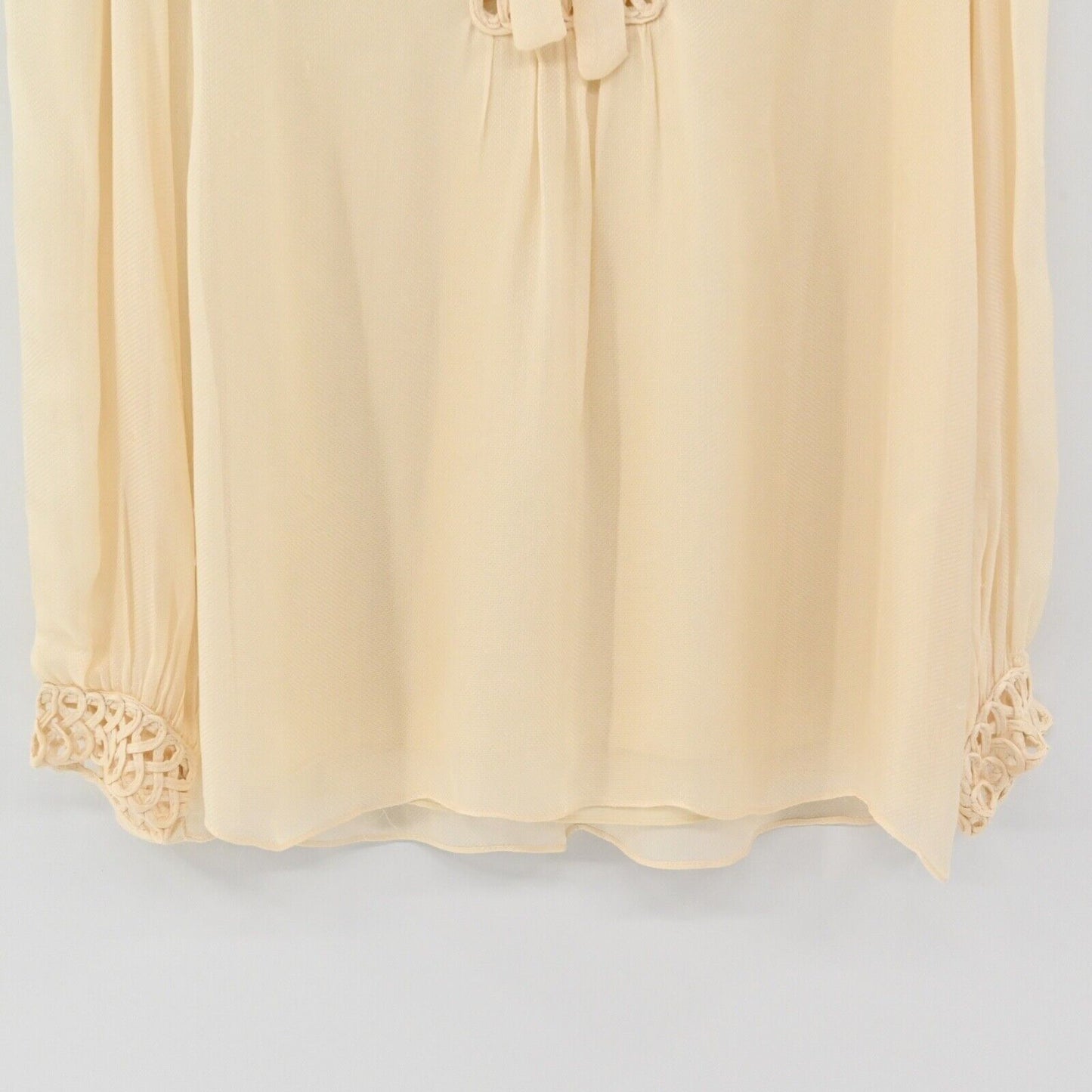 Vtg MILLY Top Womens Sz 4 Cream 100% Silk Eyelet V Neck Balloon Sleeve Retro USA