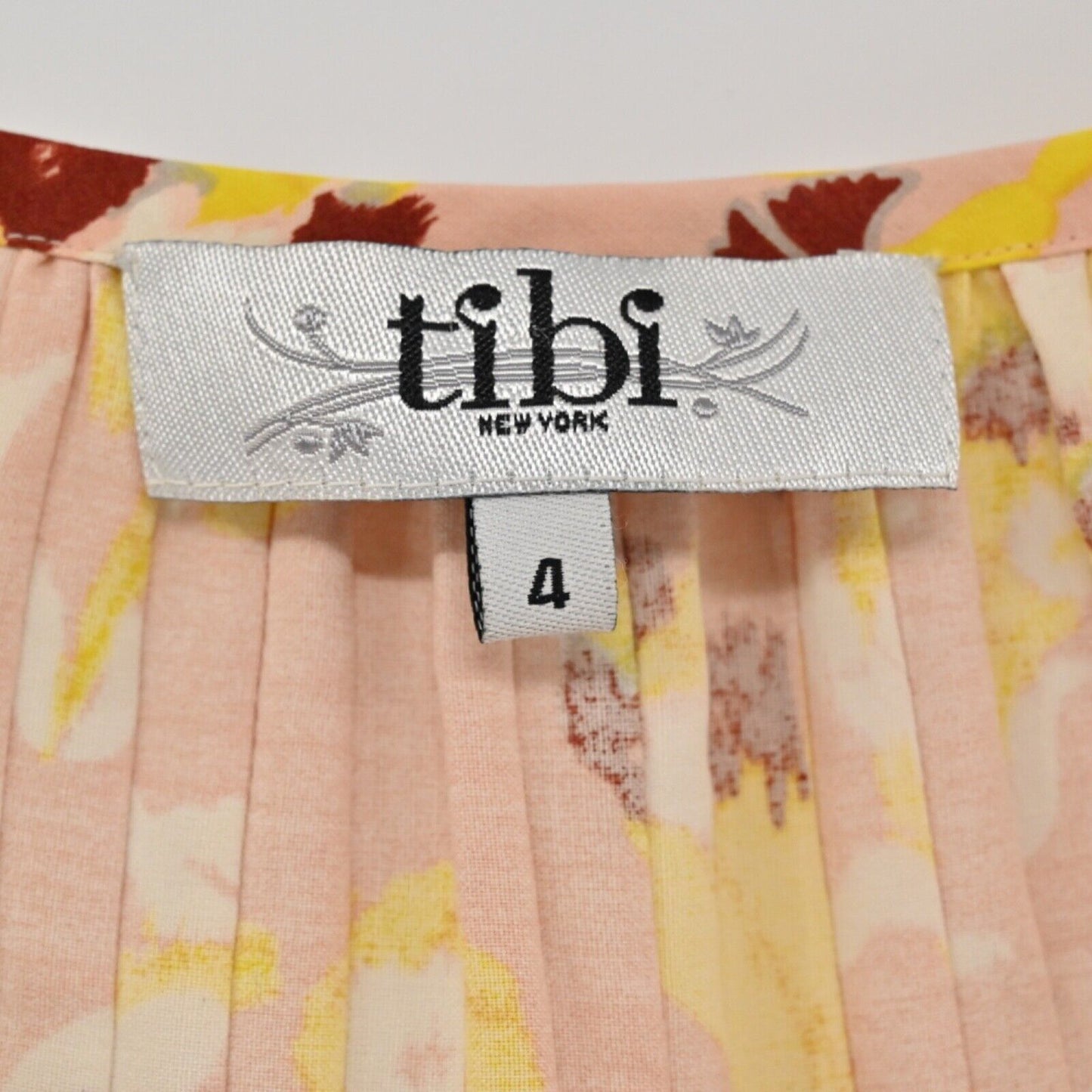 TIBI Top Womens Sz 4 Blush Pink Boho Floral 100% Silk Pleated 3/4 Sleeve Blouse