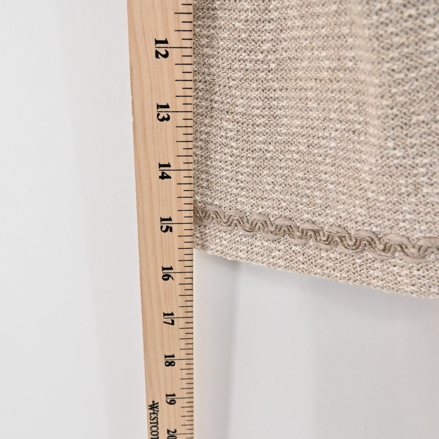 Vtg ST JOHN Womens Santana Knit Jacket Size 4 Tan Beaded Zip Up Blazer Dog Show