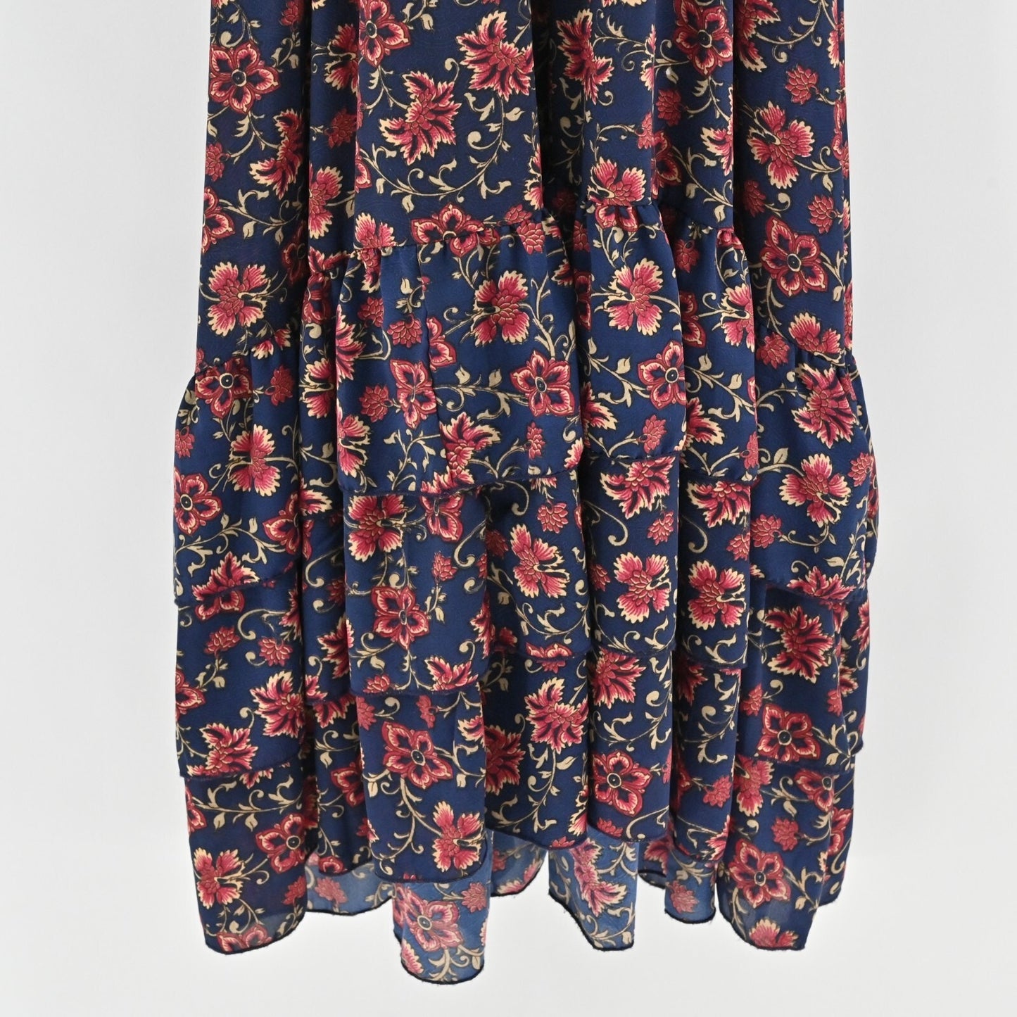 BOEMO Dress Size LP Navy Red Long Sleeve VNeck Tie Waist Floral Print Boho Maxi