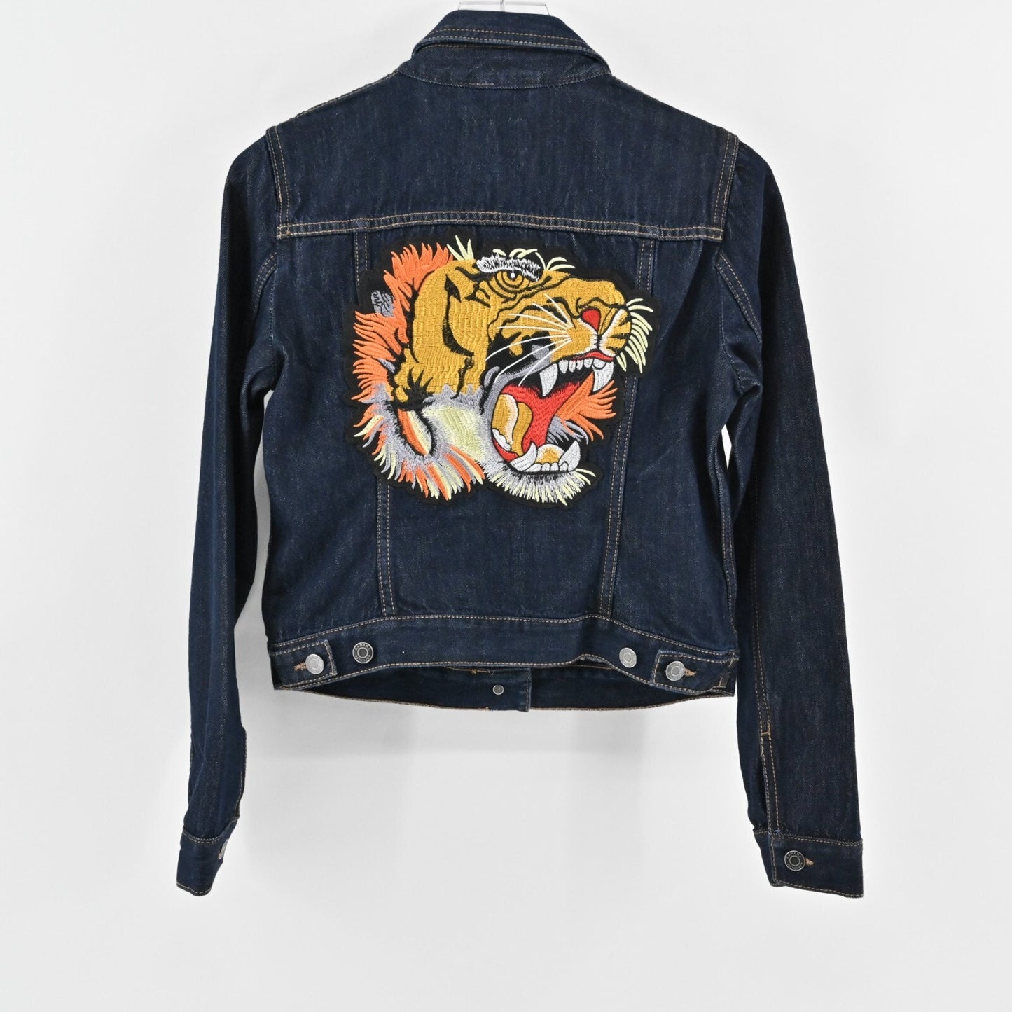 BANANA REPUBLIC Womens Embroidered Tiger Jacket Size XS Blue Denim Button Patch