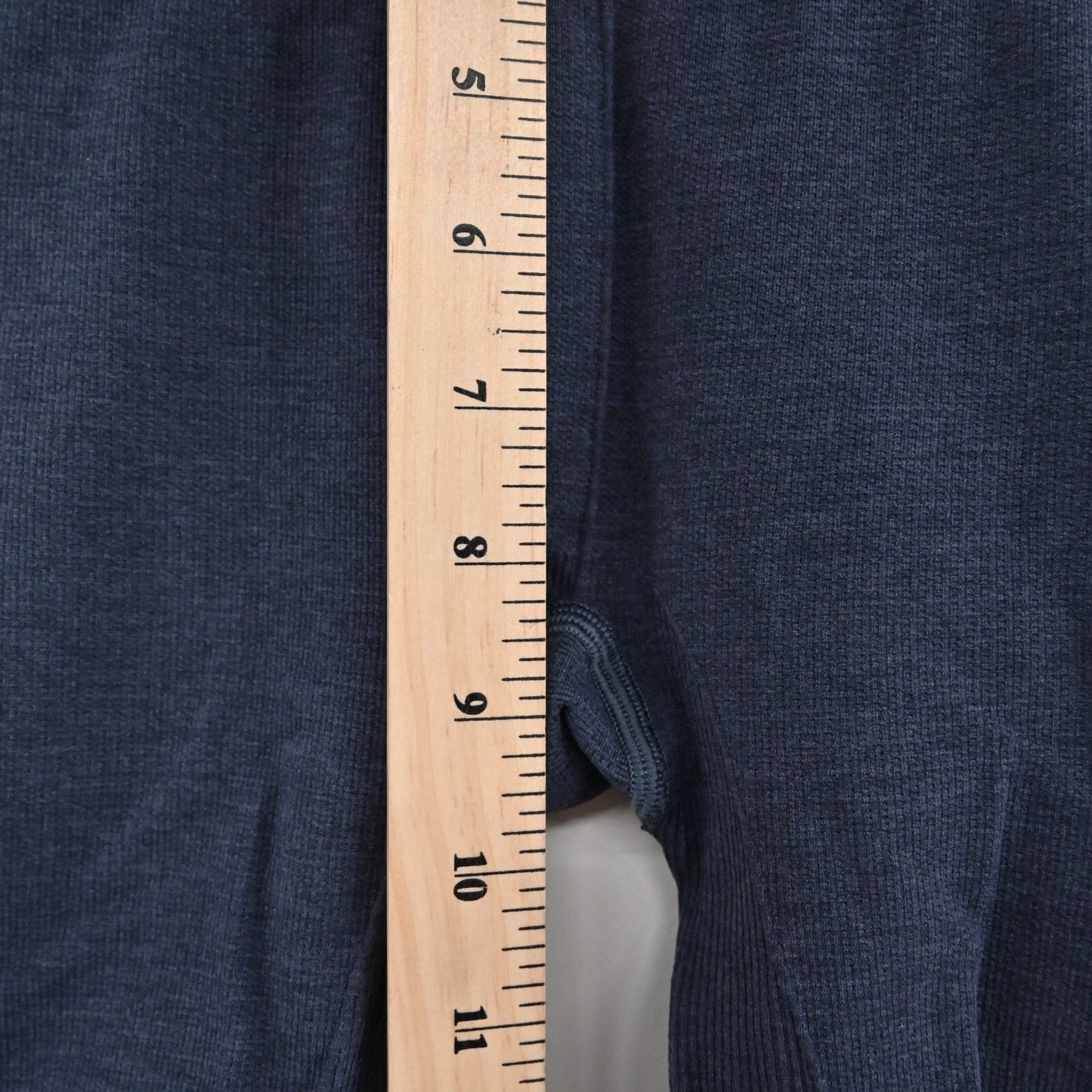 LULULEMON Leggings Womens Sz 6 In The Flow Cropped Seamless Navy Blue Atheletic