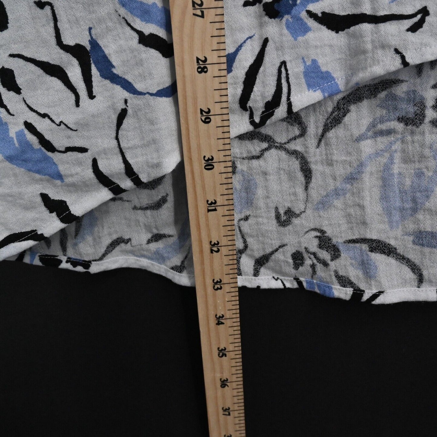 HABITAT Top Womens Size L Floral Blue Black Sleeveless Breathable Tiered Pockets