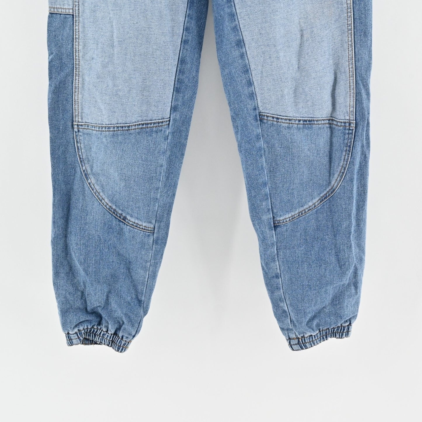 URBAN OUTFITTERS Byron Spliced Jogger Jeans Womens Size S BDG Two Tone Blue