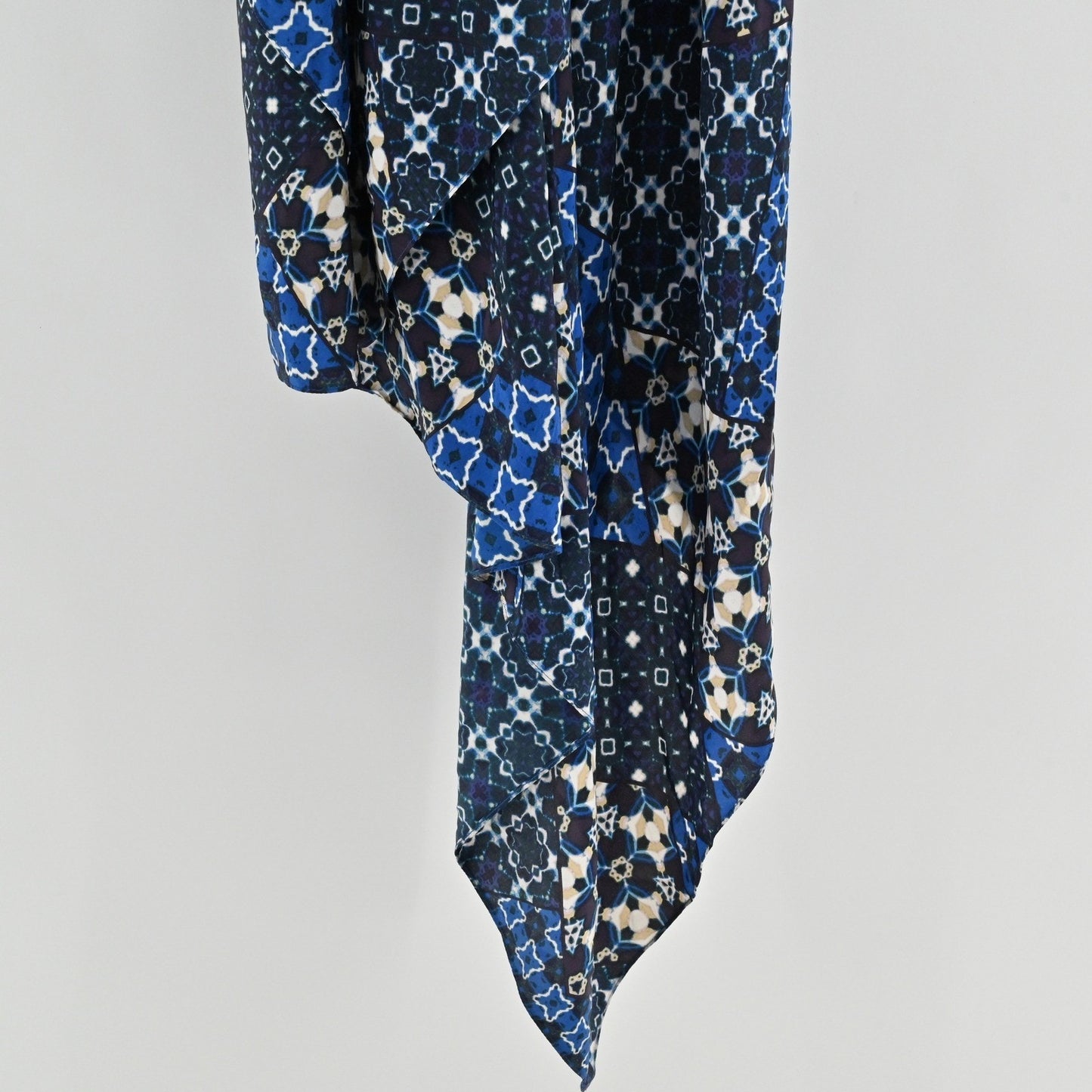 BCBGMAXAZRIA Enid Silk Dress Size 12 Pacific Blue Strapless Fringe Asymmetrical