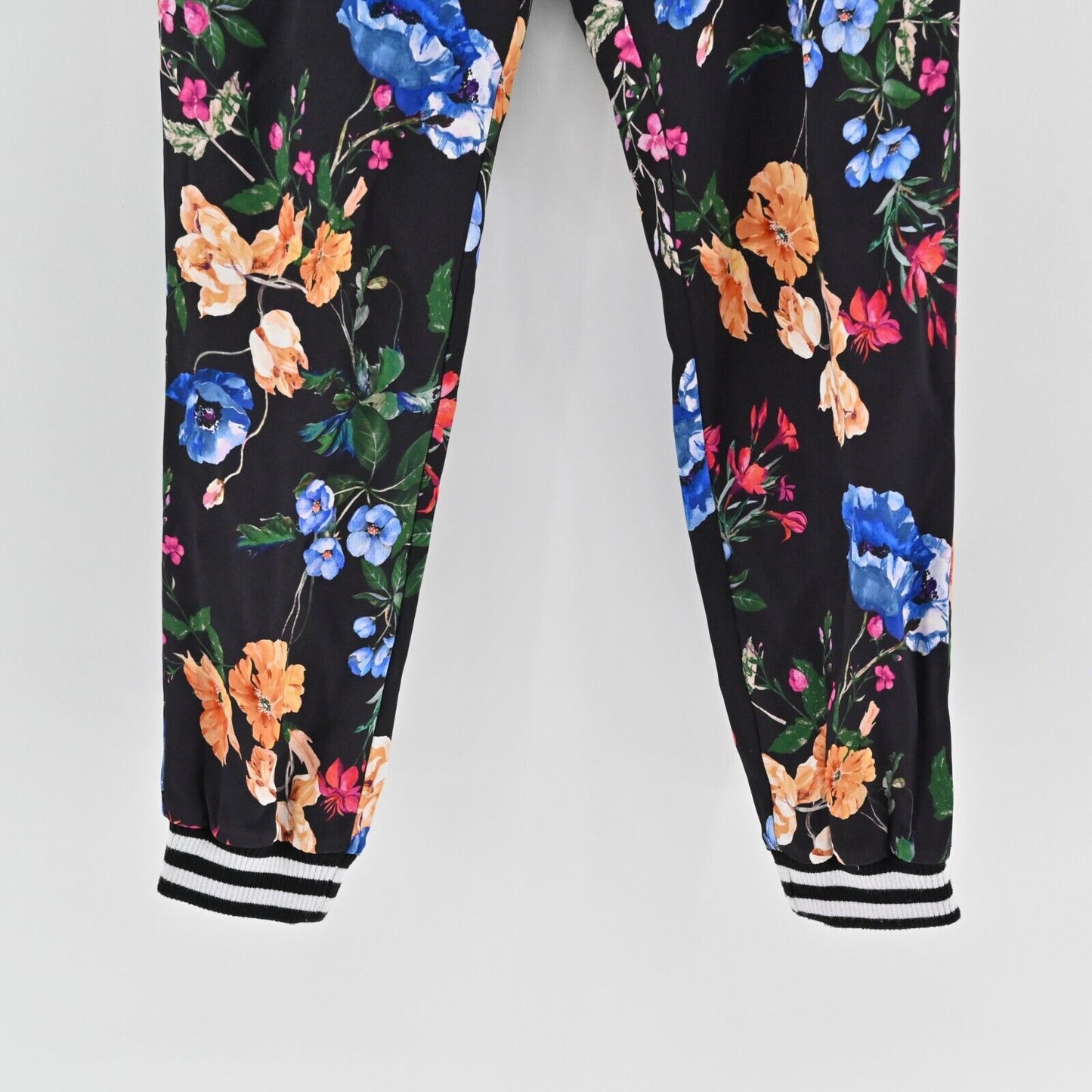 PARKER Pants Womens Sz 4 Black Multi Sotero Floral Print Striped Joggers Pleated