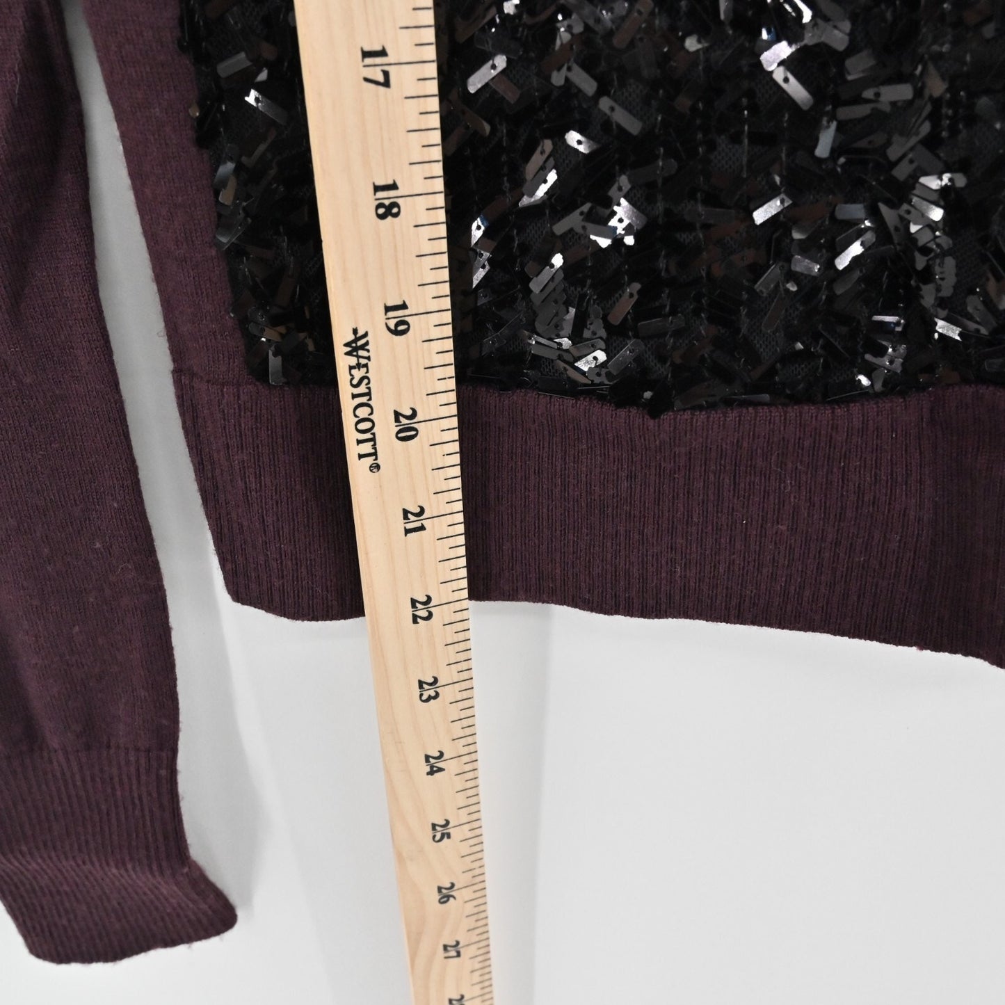 DIANE VON FURSTENBERG Womens Skirt Set Size 0 Cardigan Burgundy Sequin Sweater