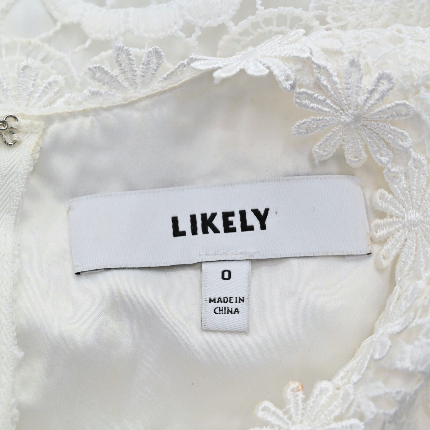 LIKELY Guipure Lace Dress Size 0 White Bridal Crochet Mini Sleeveless Sheath