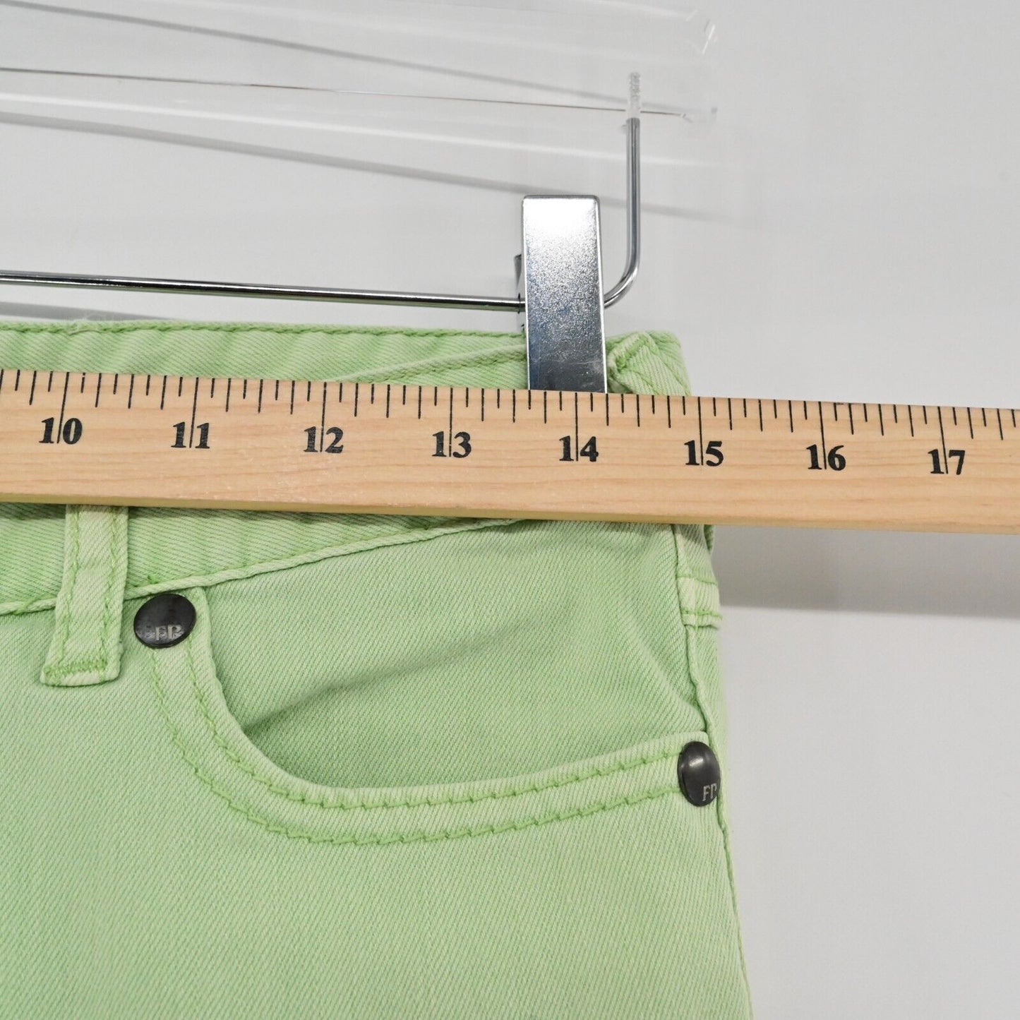 FREE PEOPLE Jeans Womens Sz 26 Low Rise Mint Green Skinny Leg Stretch Zip Ankle