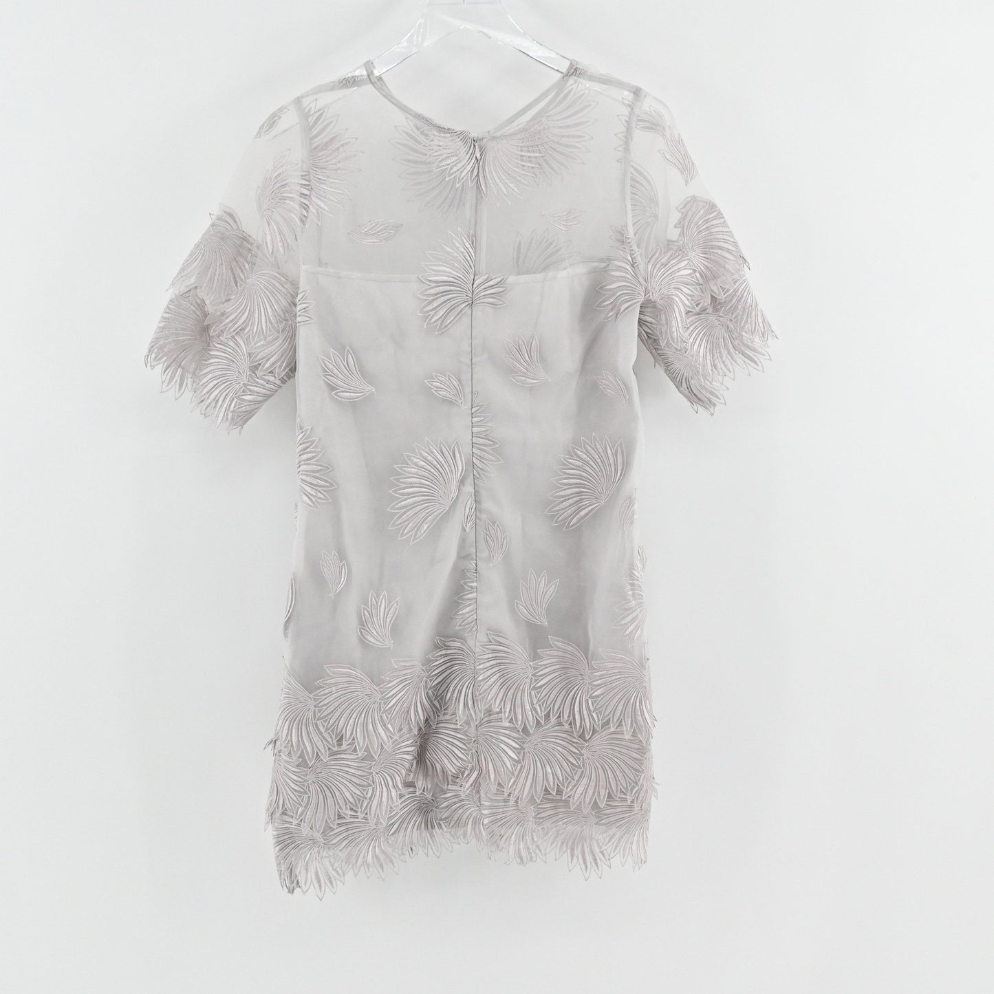 Yoana Baraschi Cocktail Dress Size 8 Gray Sheer Overlay Floral Embroidered