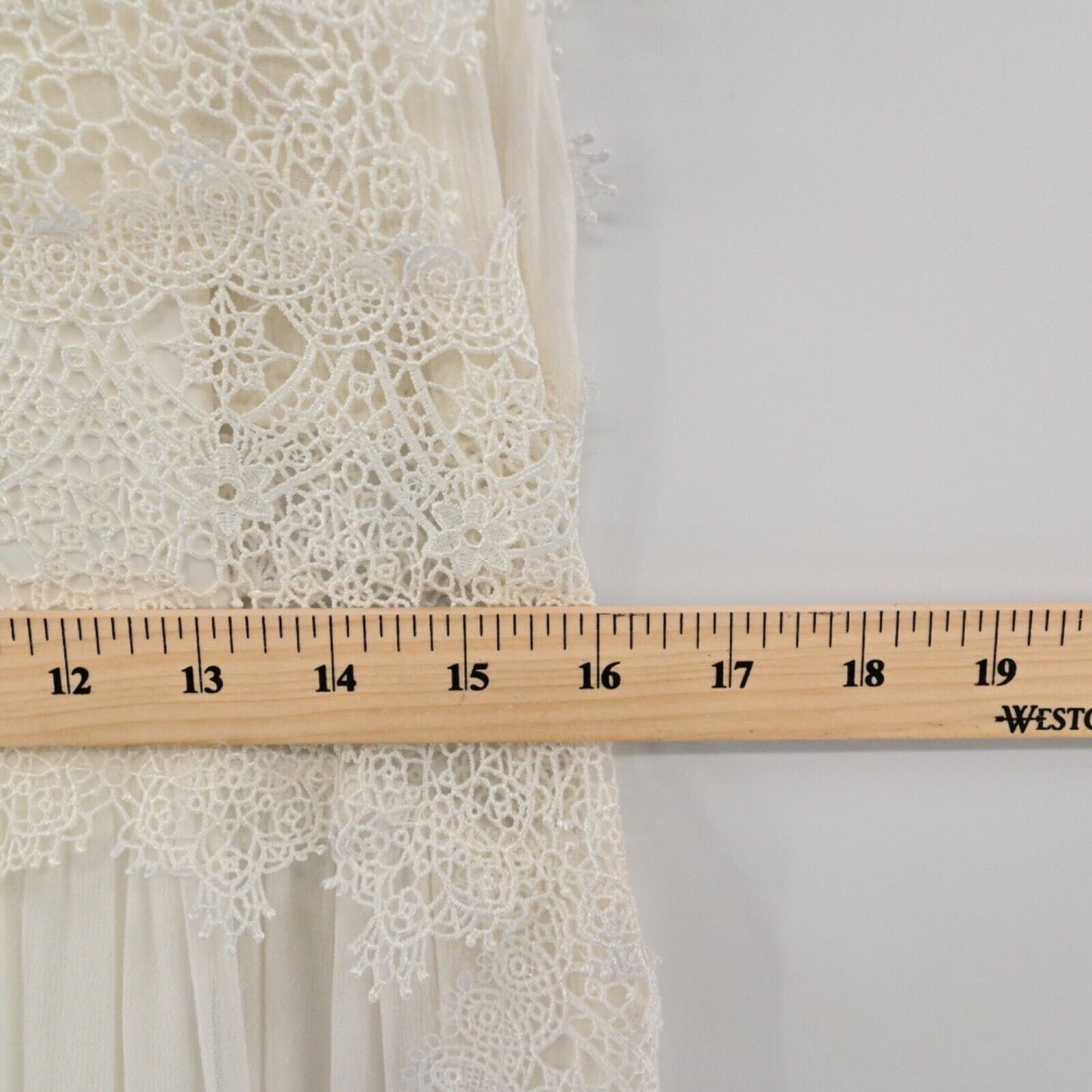 SUNDANCE Dress Womens Size 10 Ivory Floral Lace Ruffle Flutter Sleeve Maxi NEW