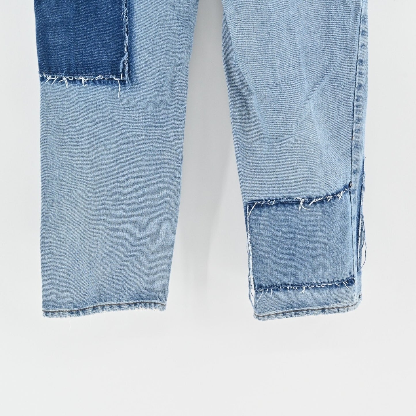 URBAN OUTFITTERS Jeans Womens Size 28 BDG Slim Straight Distressed Patchwork