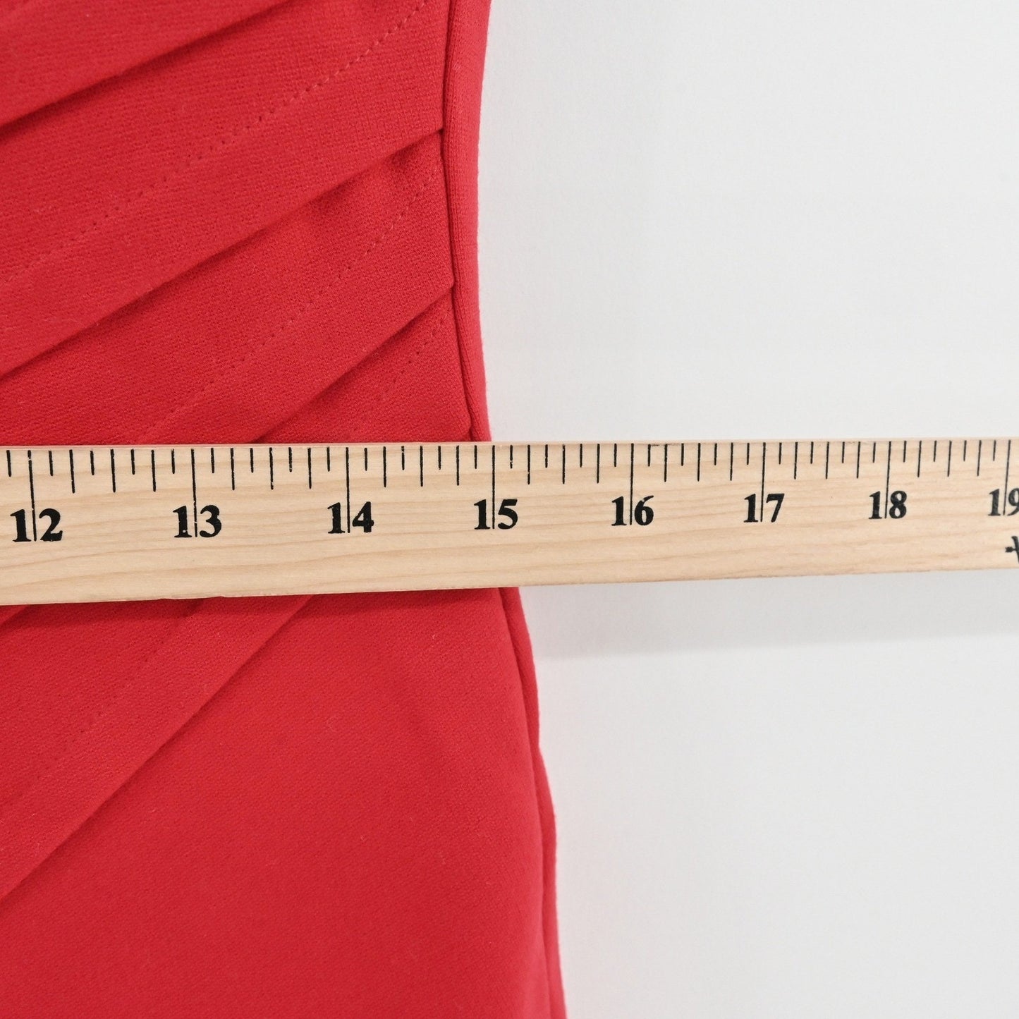 Vtg CACHE Dress Size 10 Sheath Red Elegant Ruched Flattering Office Career Chic