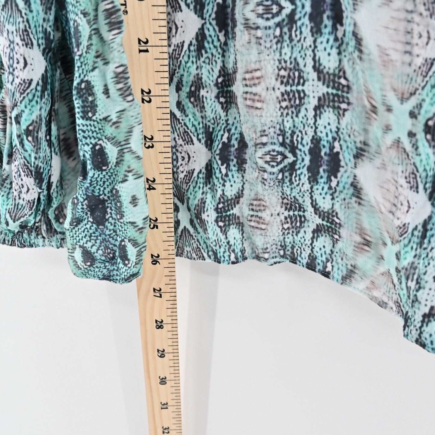 KOBI HALPERIN Womens Lapenna Top Sz XL Blue Snake Print Sequin Peasant Blouse