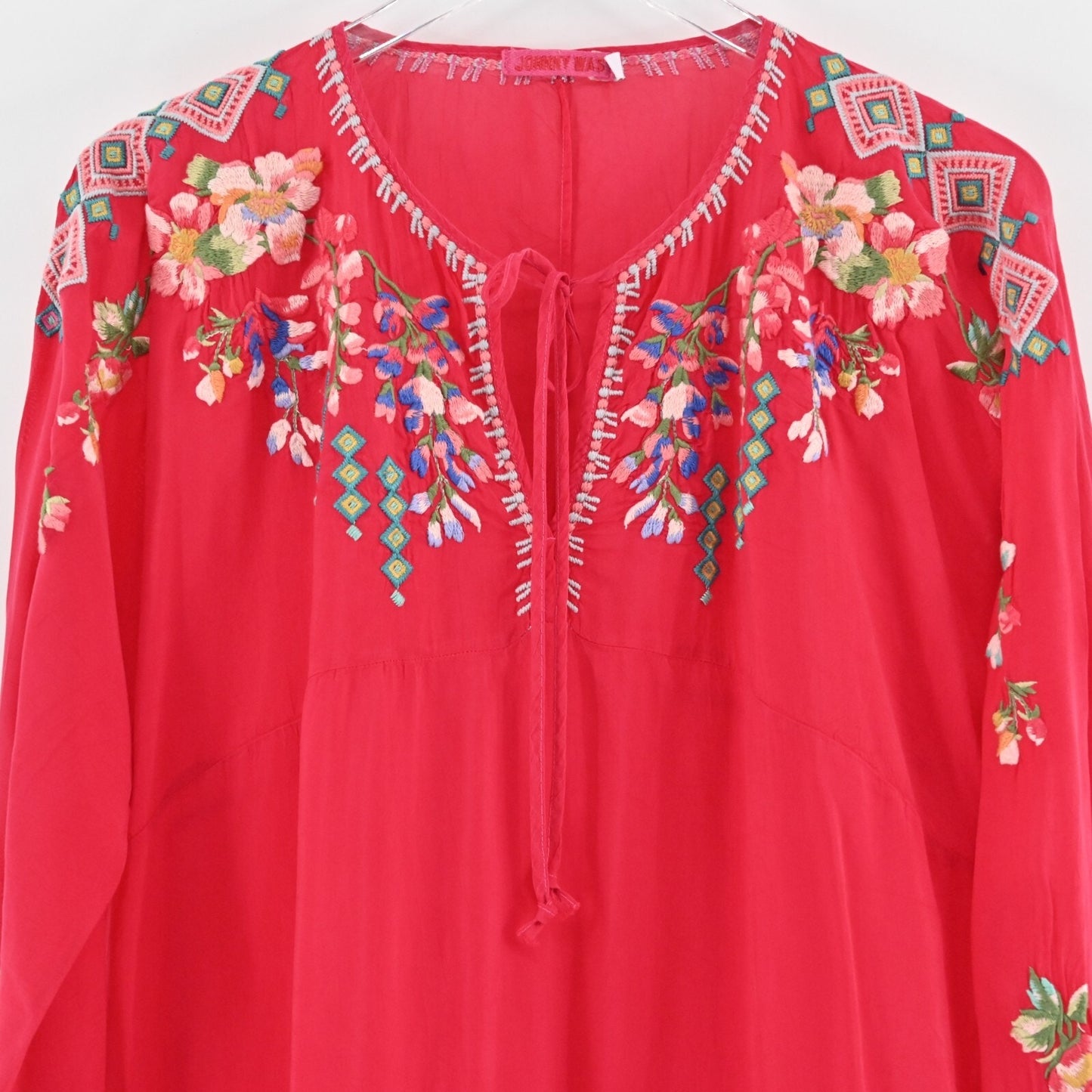 JOHNNY WAS Vanessa Embroidered Top Womens Size L Red Rayon Tunic Boho Blouse
