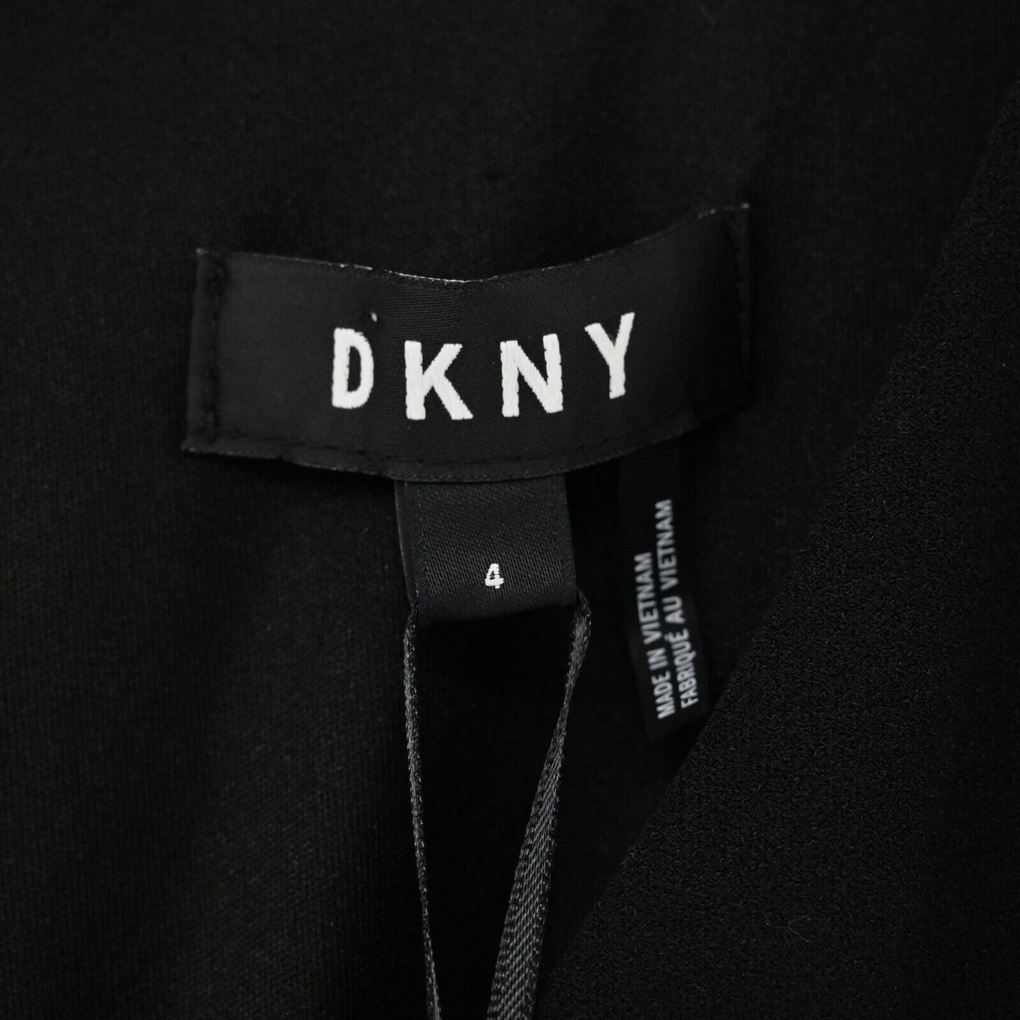DKNY Dress Womens Size 4 Classic Black Sleeveless VNeck Knee Length Stretch NEW