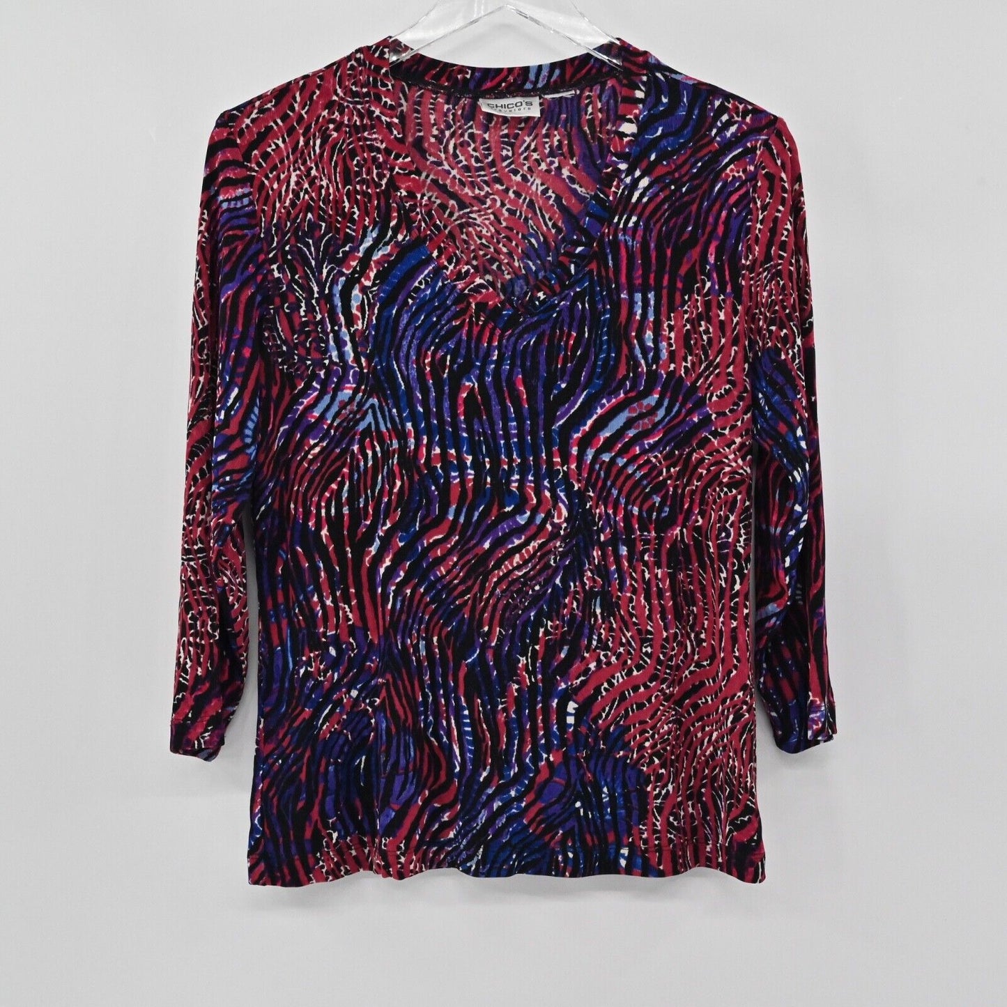 CHICOS Top Womens Sz M Red Blue Zebra Travelers Print 3/4 Sleeve V Neck Boho USA
