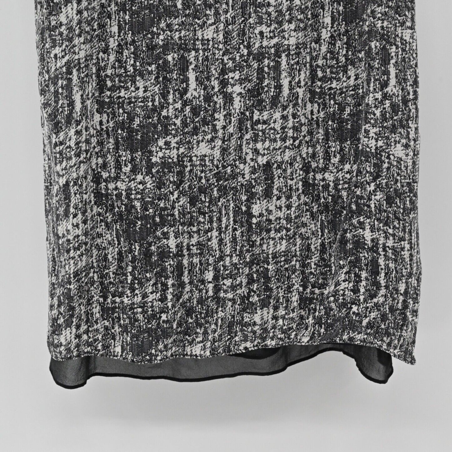 VINCE Top Women Sz S Black White Burnout Print 100% Silk Chiffon Tank Minimalist