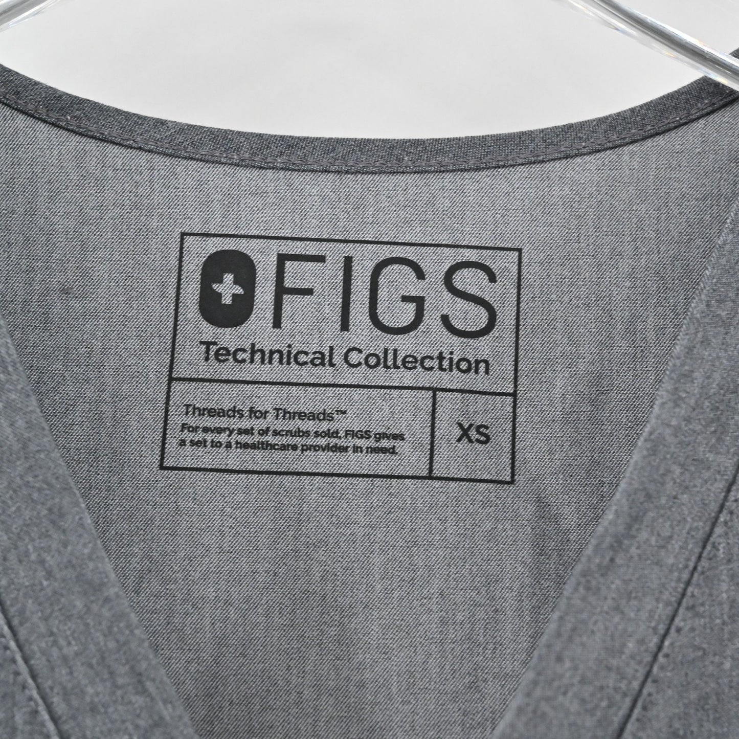FIGS Womens Caterina Scrub Top Size XS Gray Technical Collection Stretch Pocket