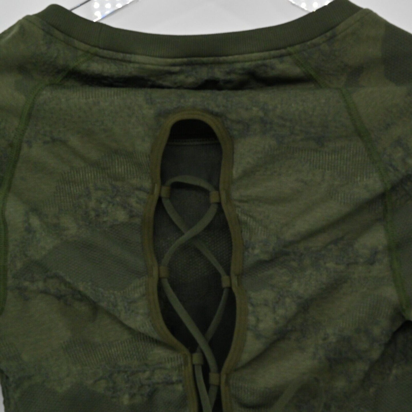 GYMSHARK Top Womens Sz Small Adapt Camo Seamless Lace Up Back Crop Long Sleeve