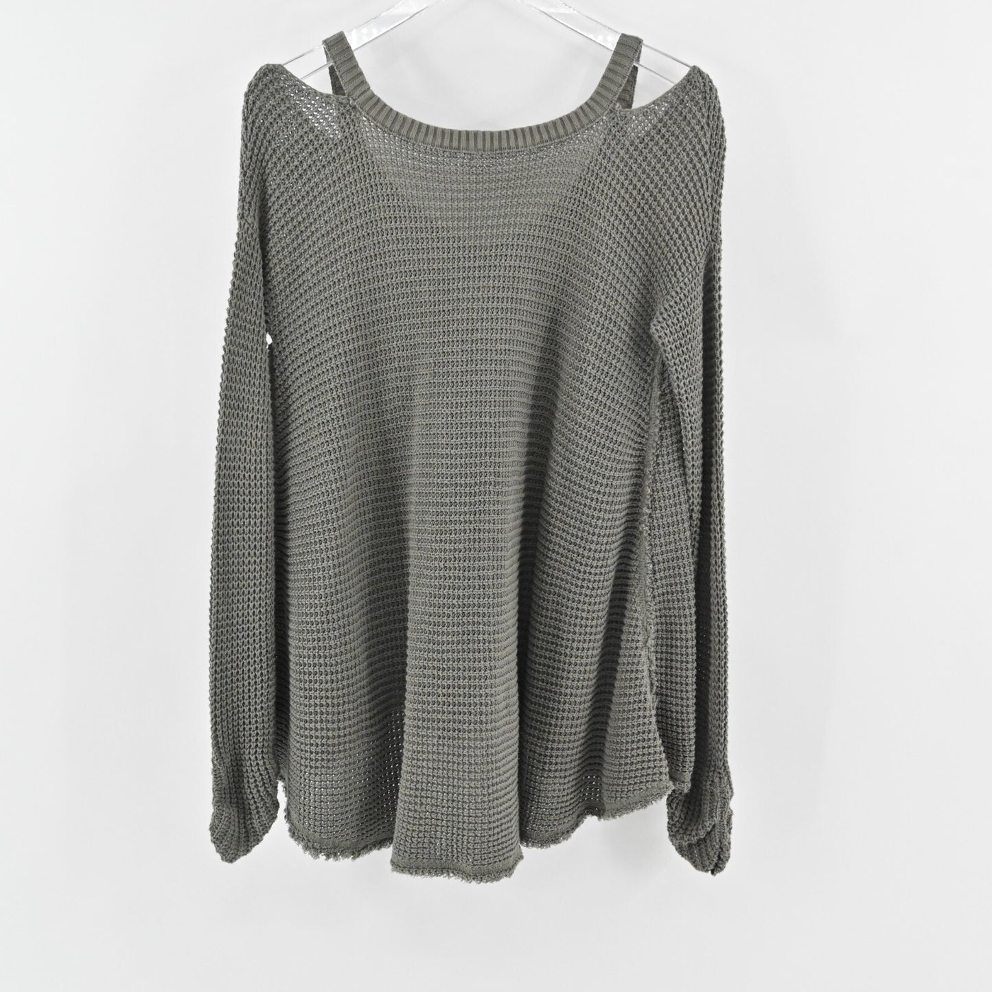FREE PEOPLE Womens Moonshine Sweater Size XS Cold Shoulder VNeck Oversized Knit