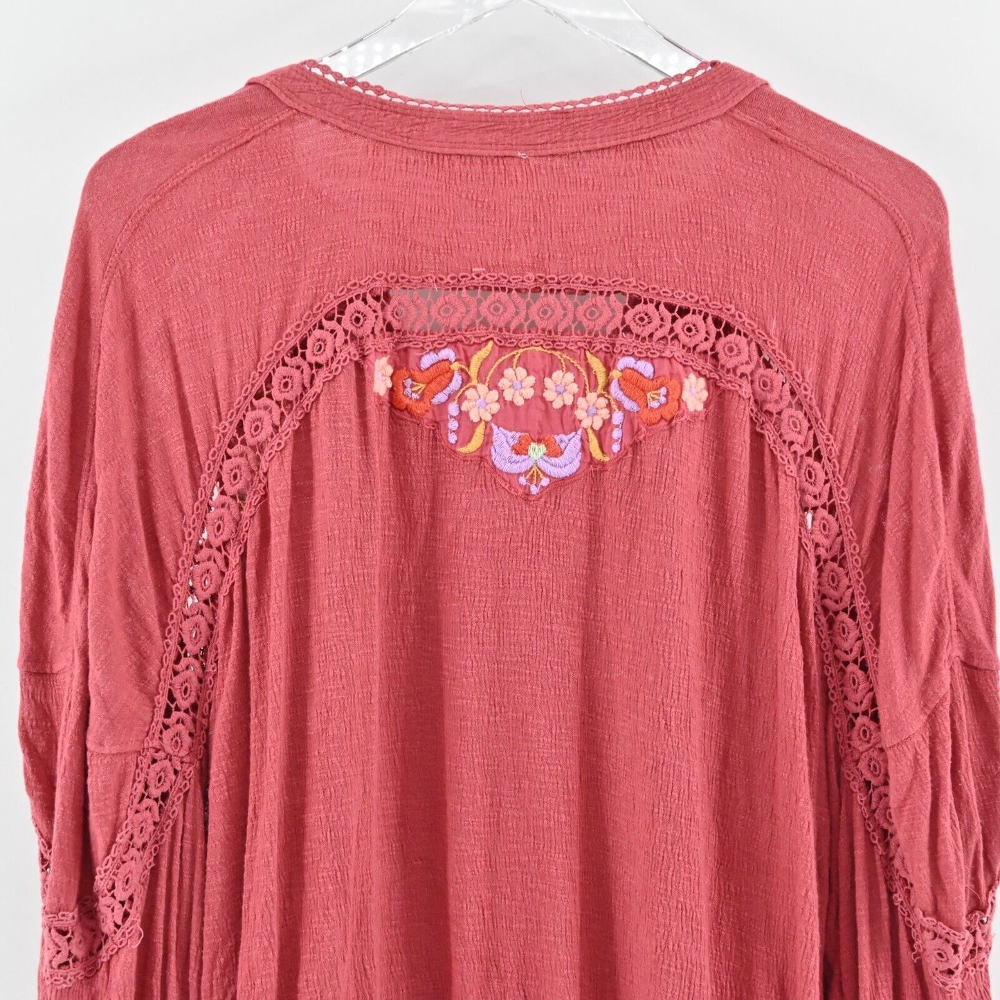FREE PEOPLE Top Womens Sz XS Sarafina Embroidered Top Sangria Combo Pink Boho
