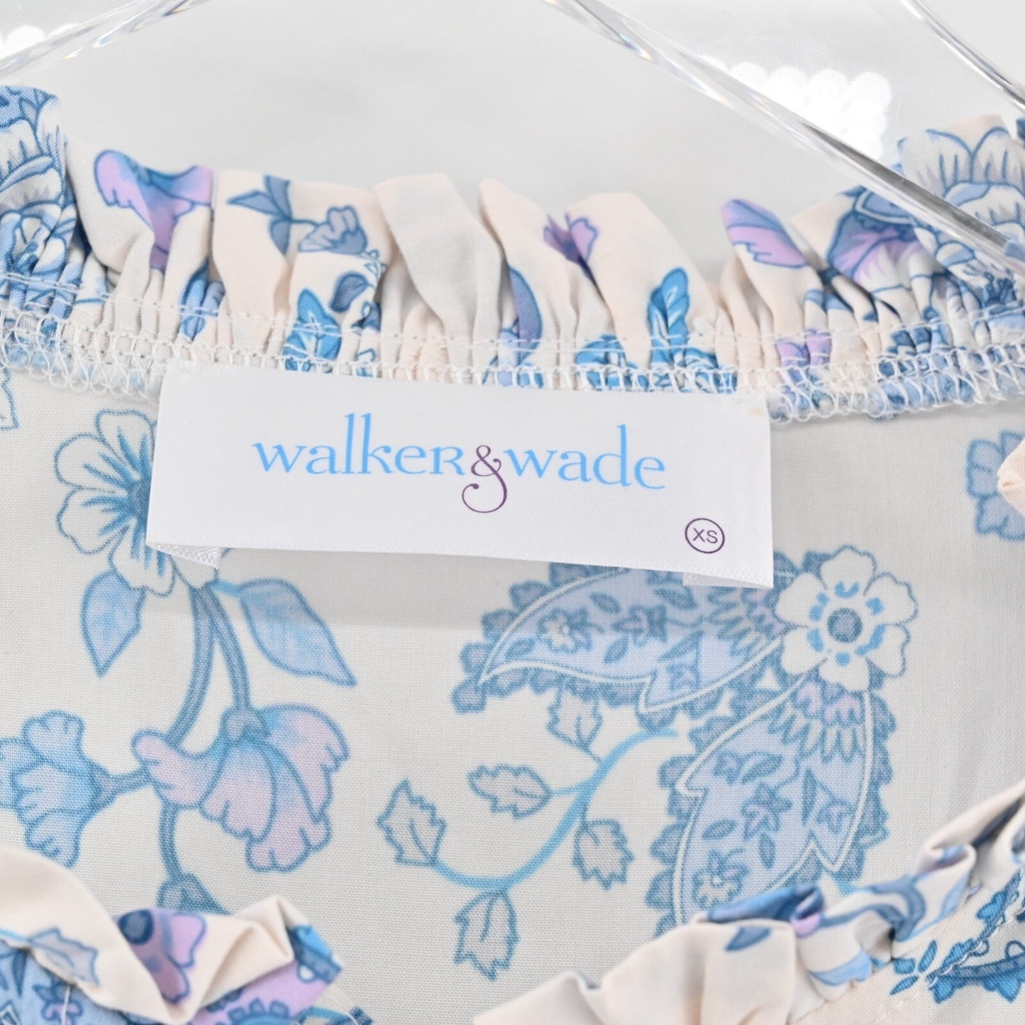 WALKER WADE Dress Sz XS Blue Purple Floral Print Ruffle Neck Shift Mini Cottage