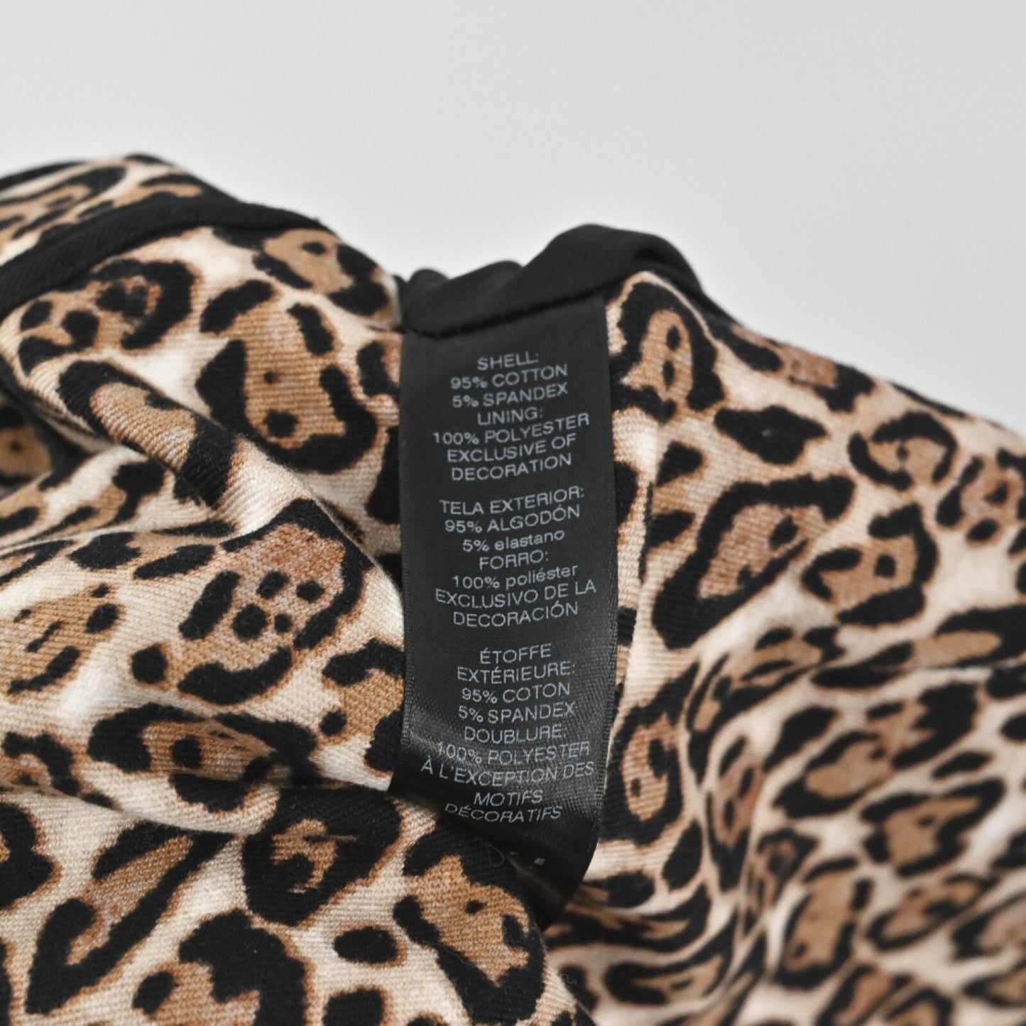 WHBM Animal Print Pencil Skirt Size 2 Leopard Cotton Lined Mob Wife Office Siren