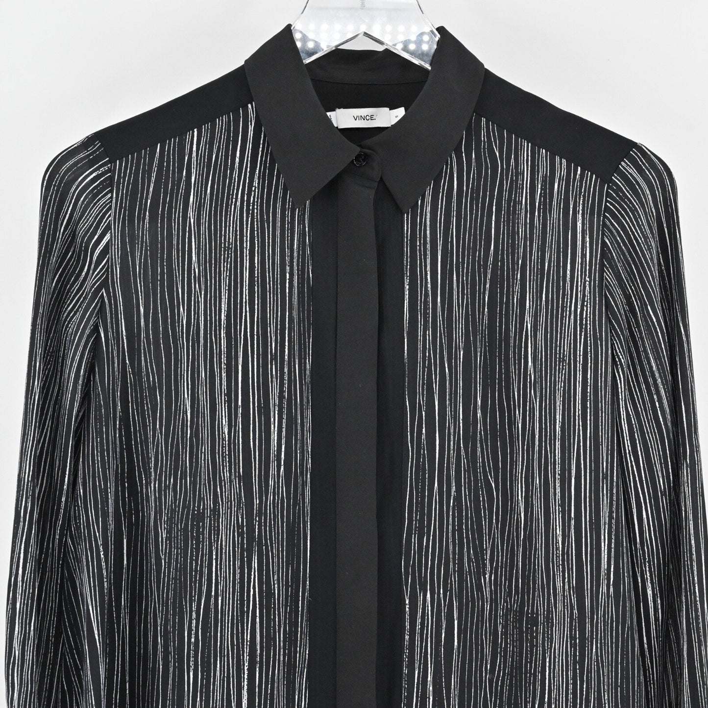 VINCE Womens Wavy Stripe Silk Top Sz S Black Long Sleeve Button Career Blouse