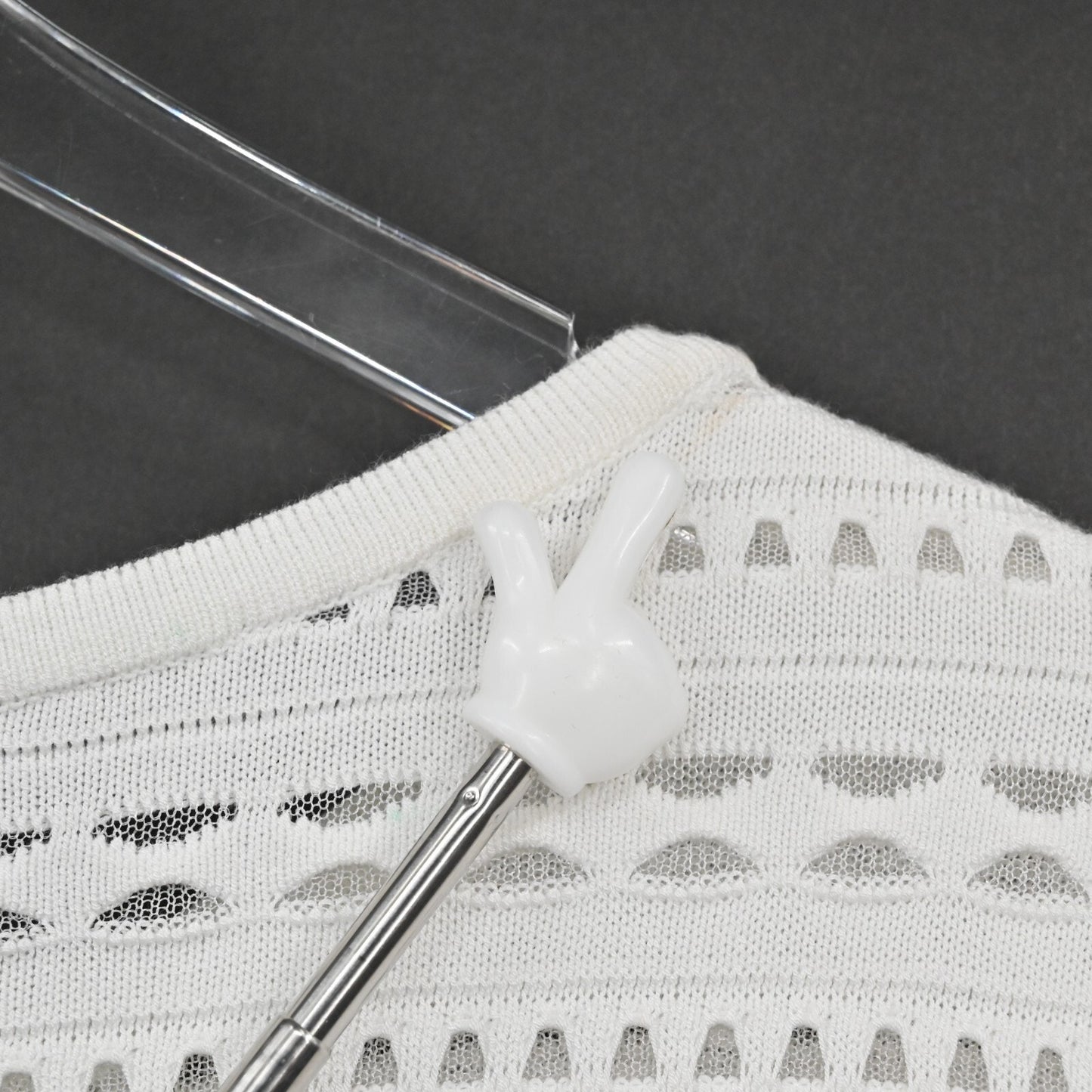 ST JOHN Santana Knit Bianco Top Womens Size S White Cutout Quiet Luxury NEW