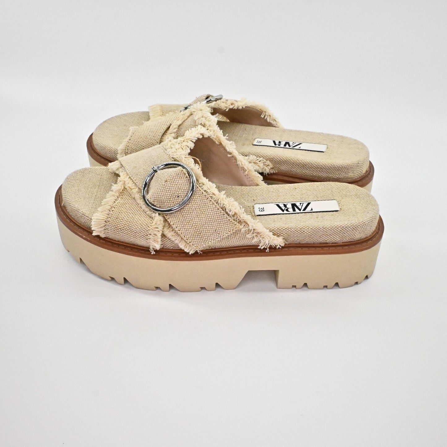ZARA Womens Platform Sandals Size 39 Beige Woven Fringe Criss Cross Coconut Girl