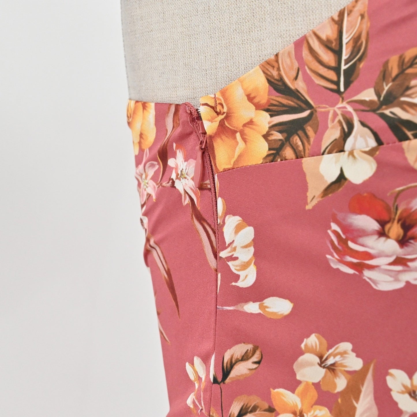 EXPRESS Floral Maxi Dress Size XS Romantic Whimsical One Shoulder Ruffle Elegant