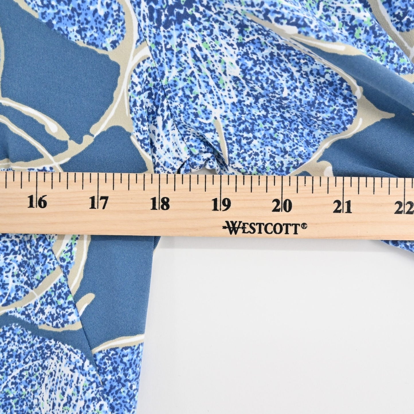 J MCLAUGHLIN Carly Dress Size XS Catalina Cloth Stretch Blue Floral Print