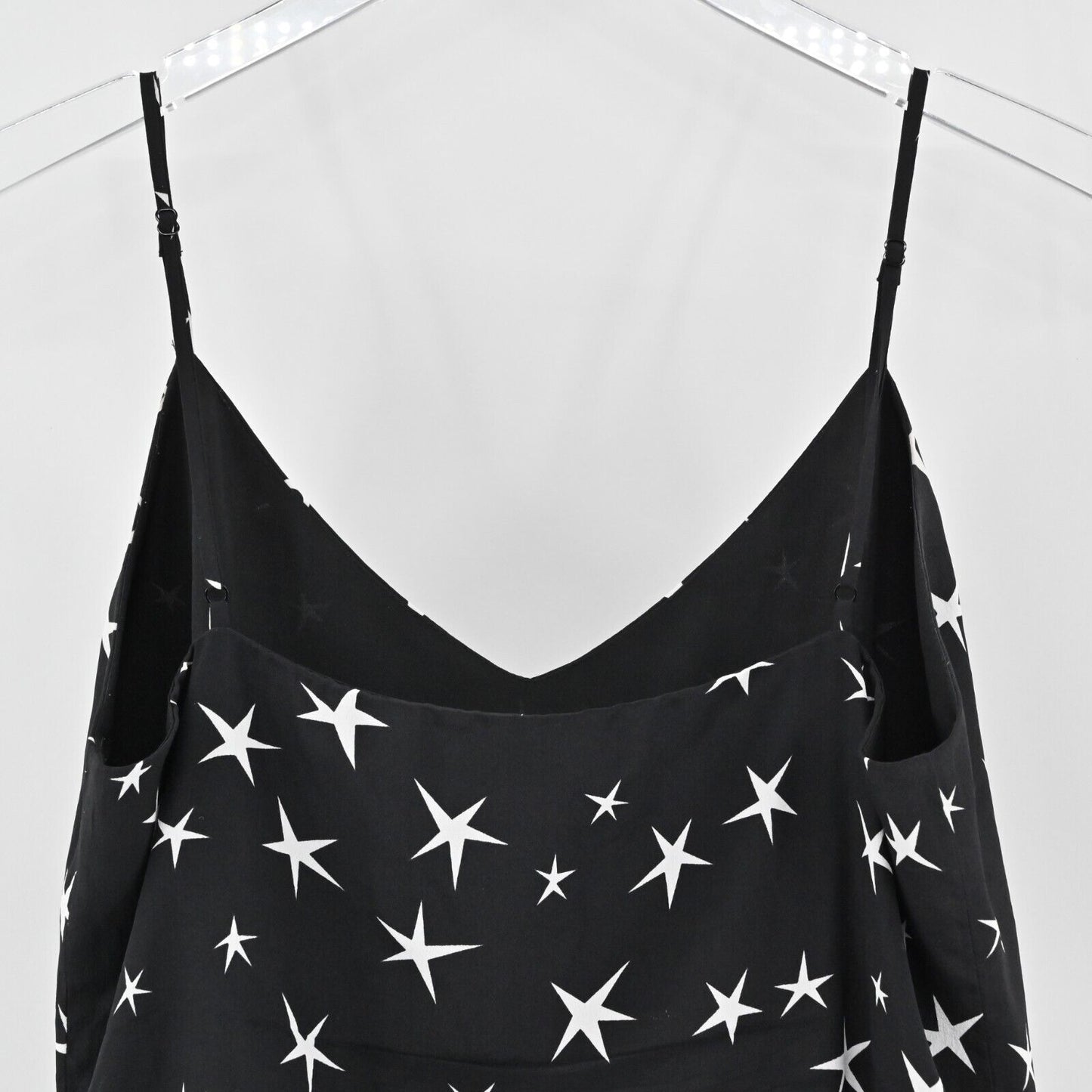 L'AGENCE Womens Silk Jane Top Size S Star Print Sleeveless Camisole Tank VNeck