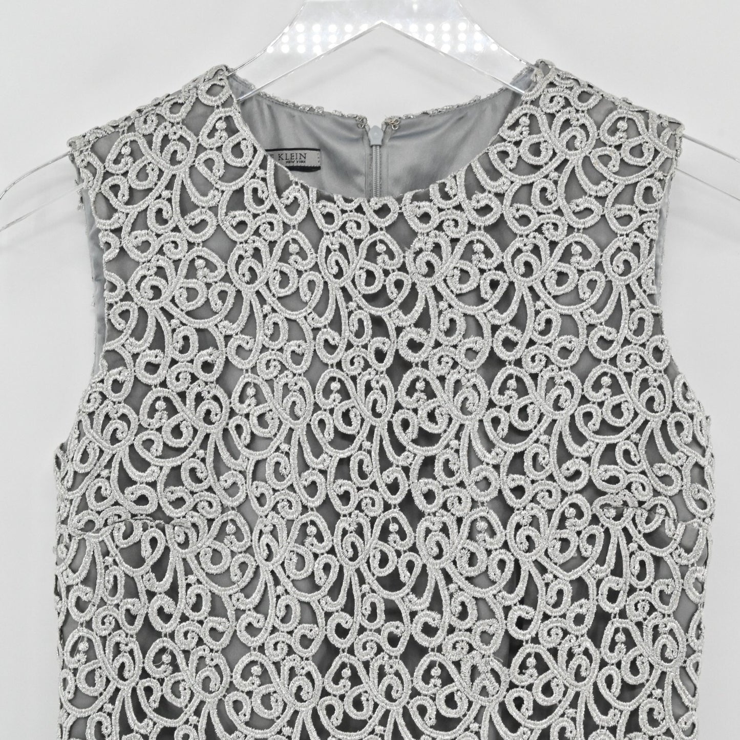 Vtg ANNE KLEIN Lace Top Womens Size 2 Silver Sleeveless Romantic Glamorous Luxe