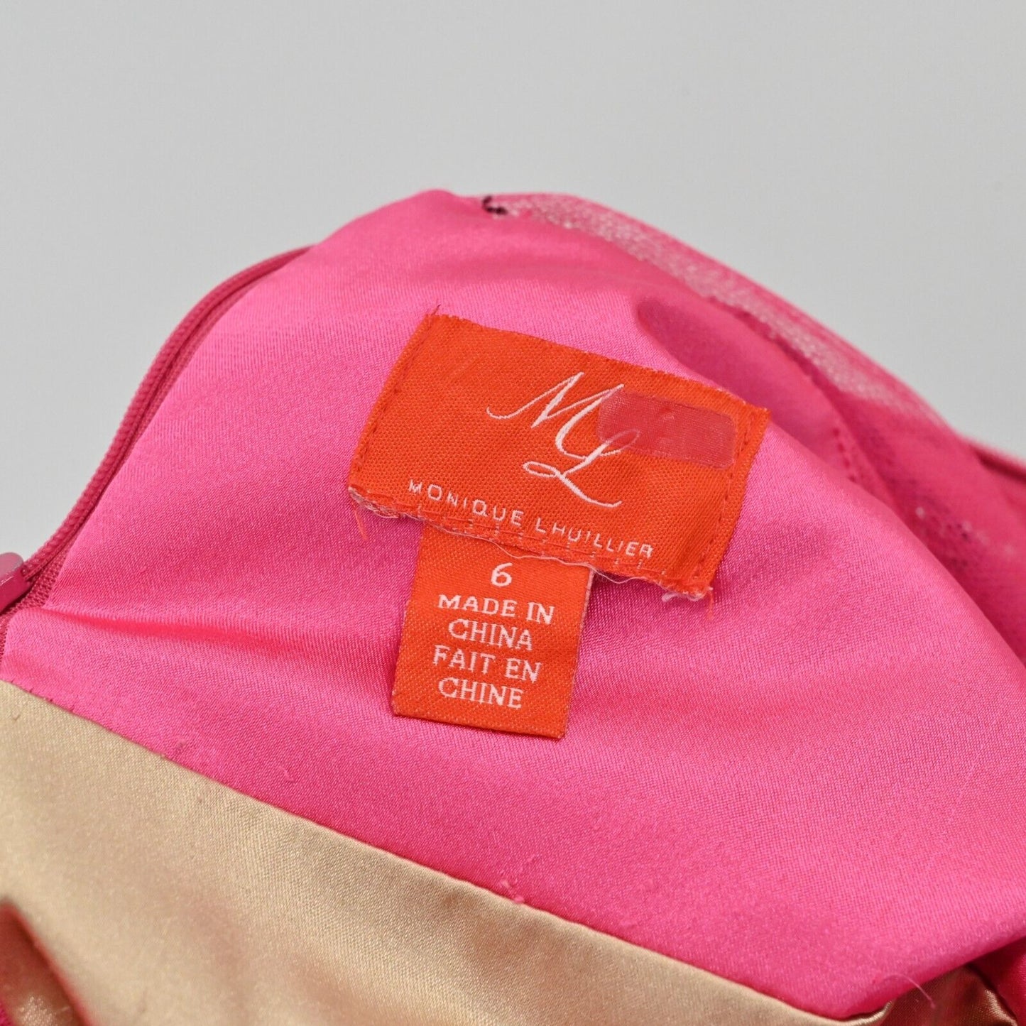 MONIQUE LHUILLIER Dress Sz 6 Pink Lace Sheath Floral Overlay Scalloped Cocktail