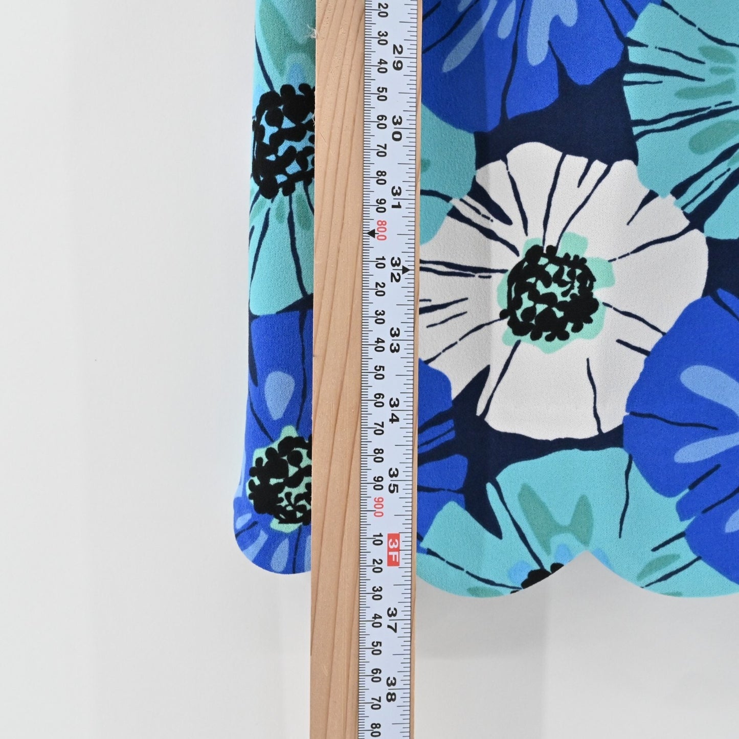 PAPPAGALLO Blue Floral Dress Size 2 Retro Scalloped Hem Sheath Mini Preppy